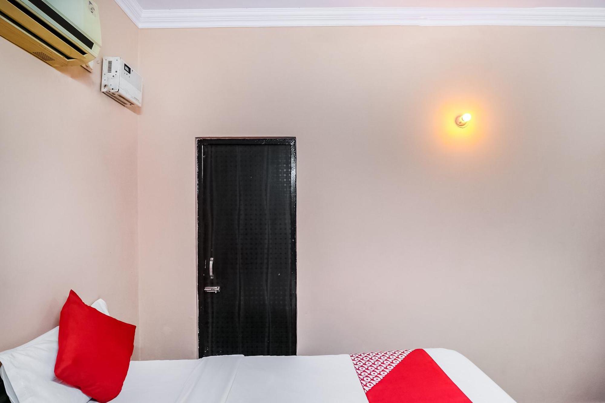 Hotel O Bansal New Delhi