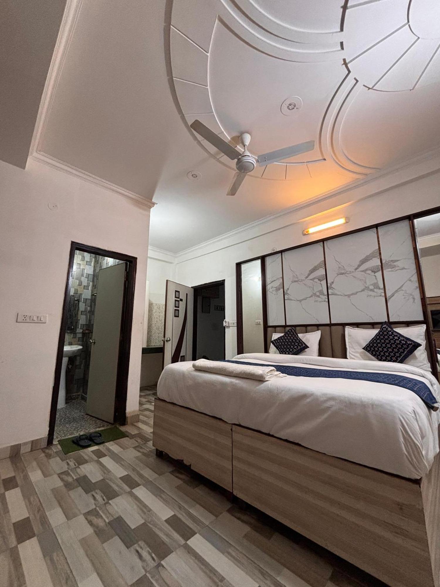 Clink Airport House -new Delhi Hotel Nova Deli