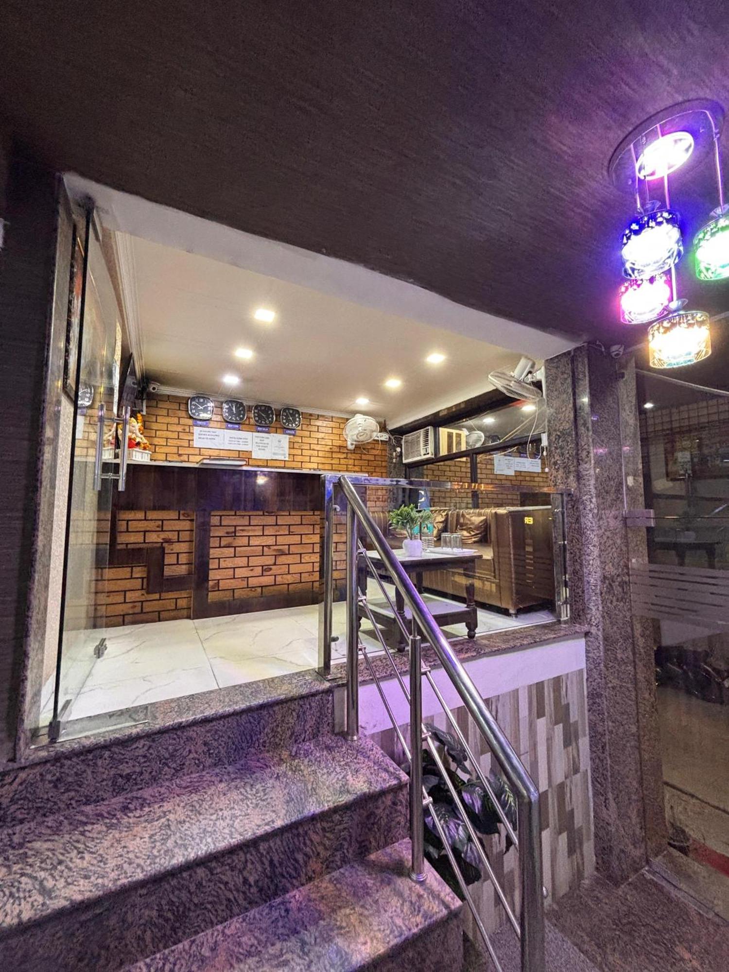 Clink Airport House -new Delhi Hotel Nova Deli