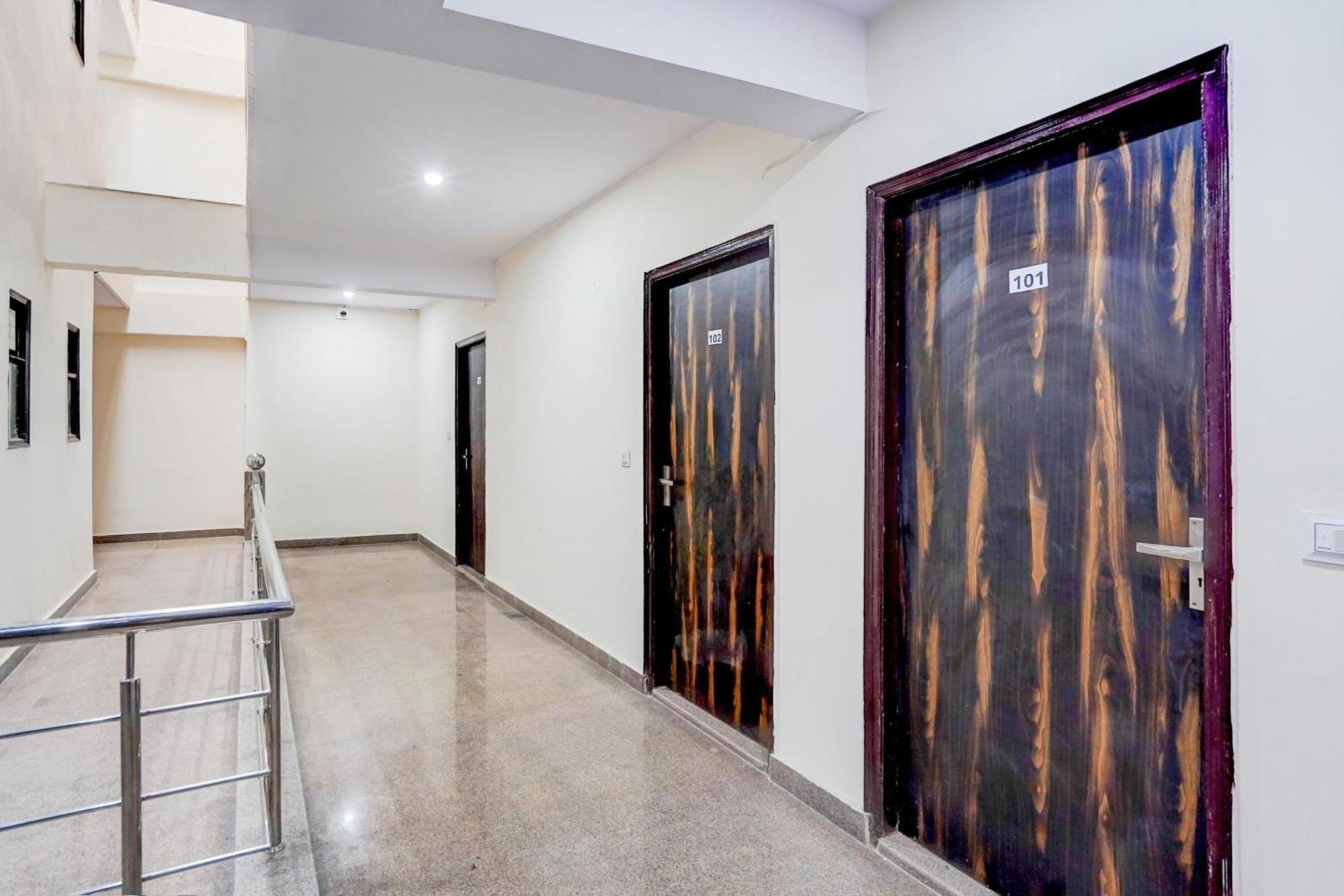 Hotel O Premium 3*