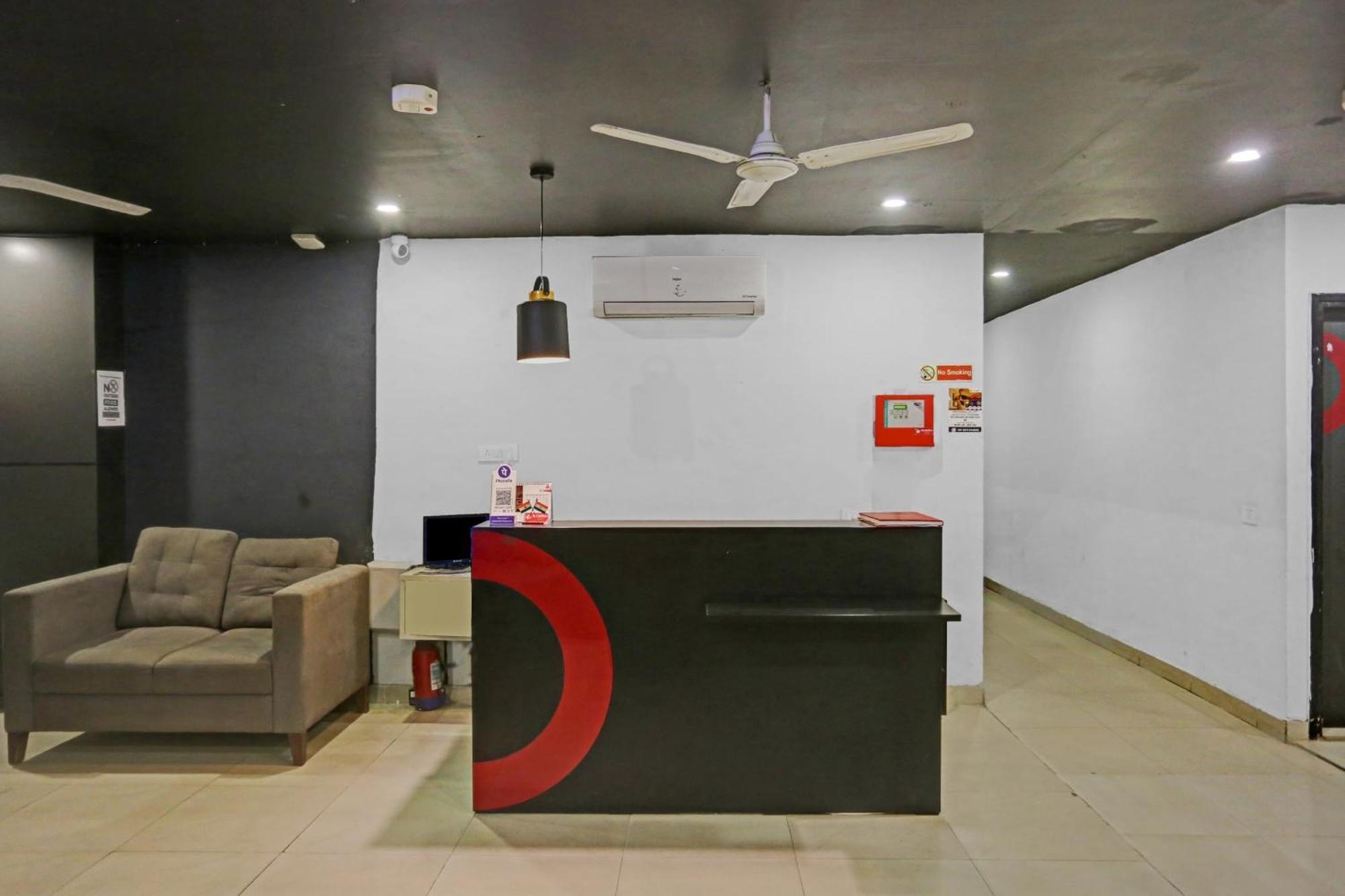 Townhouse Nangal Raya Pankha Road New Delhi