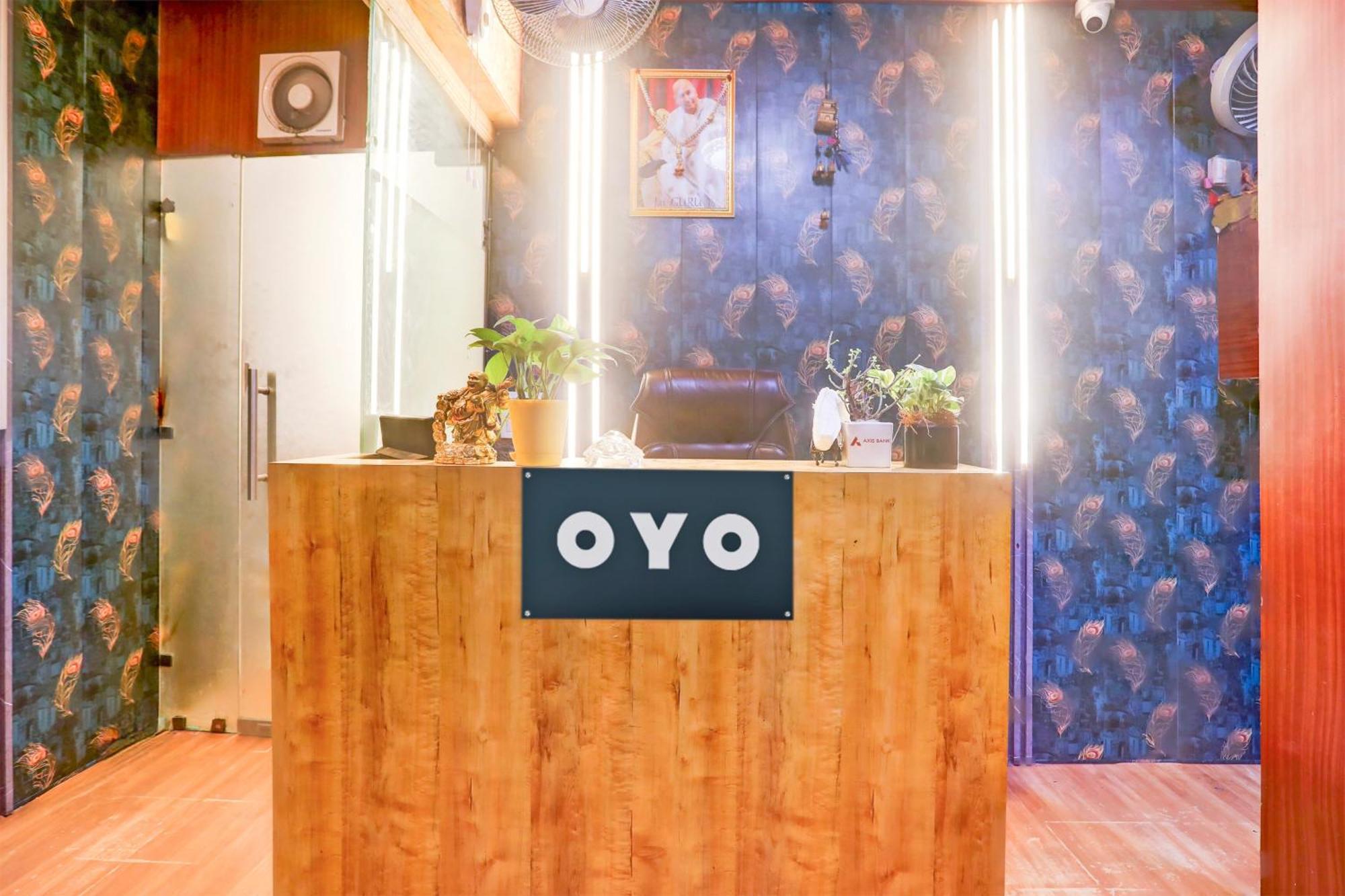 Hotel 83013 O A K Residency