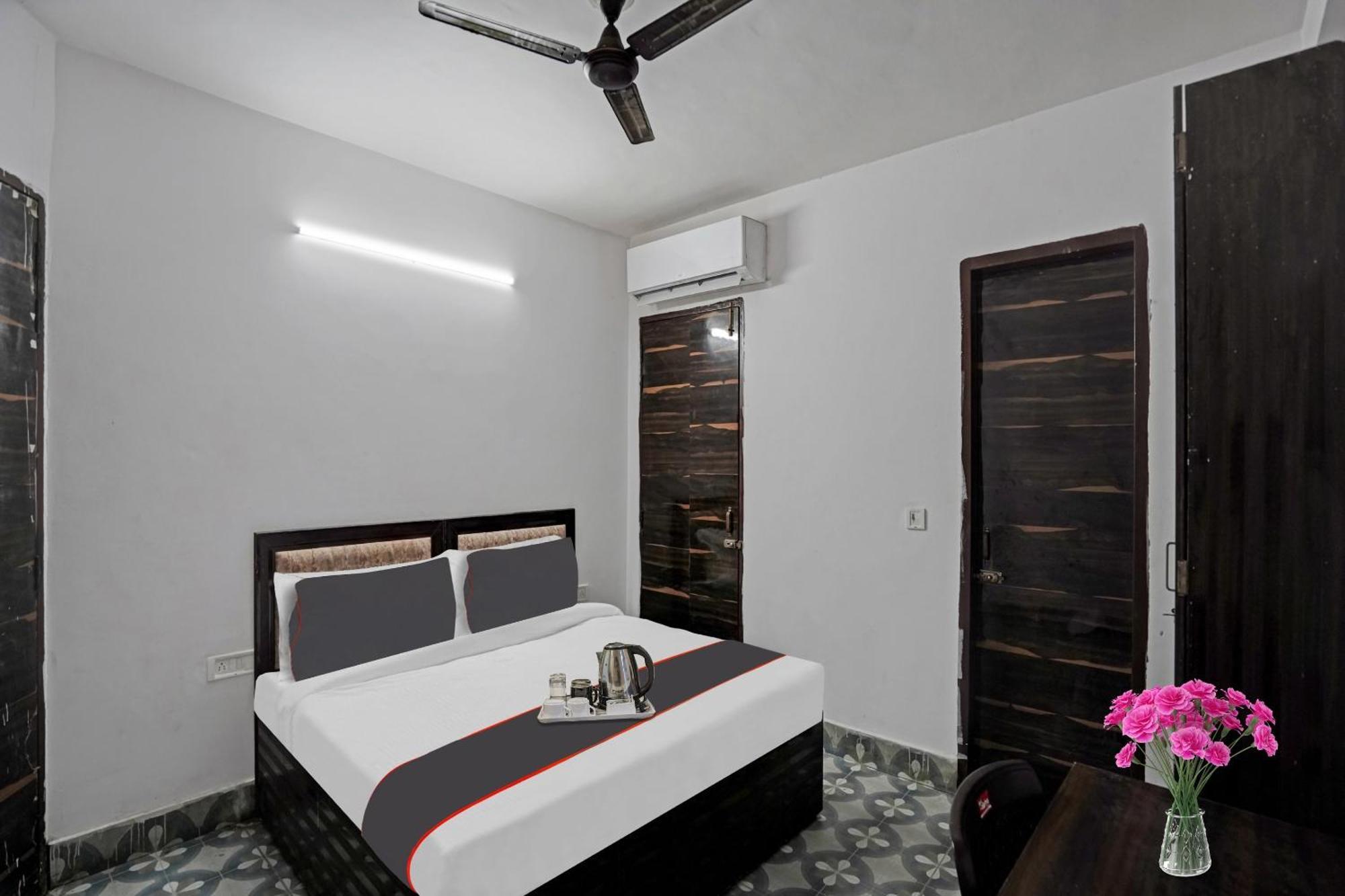 Hotel O Sk Residency Rohini