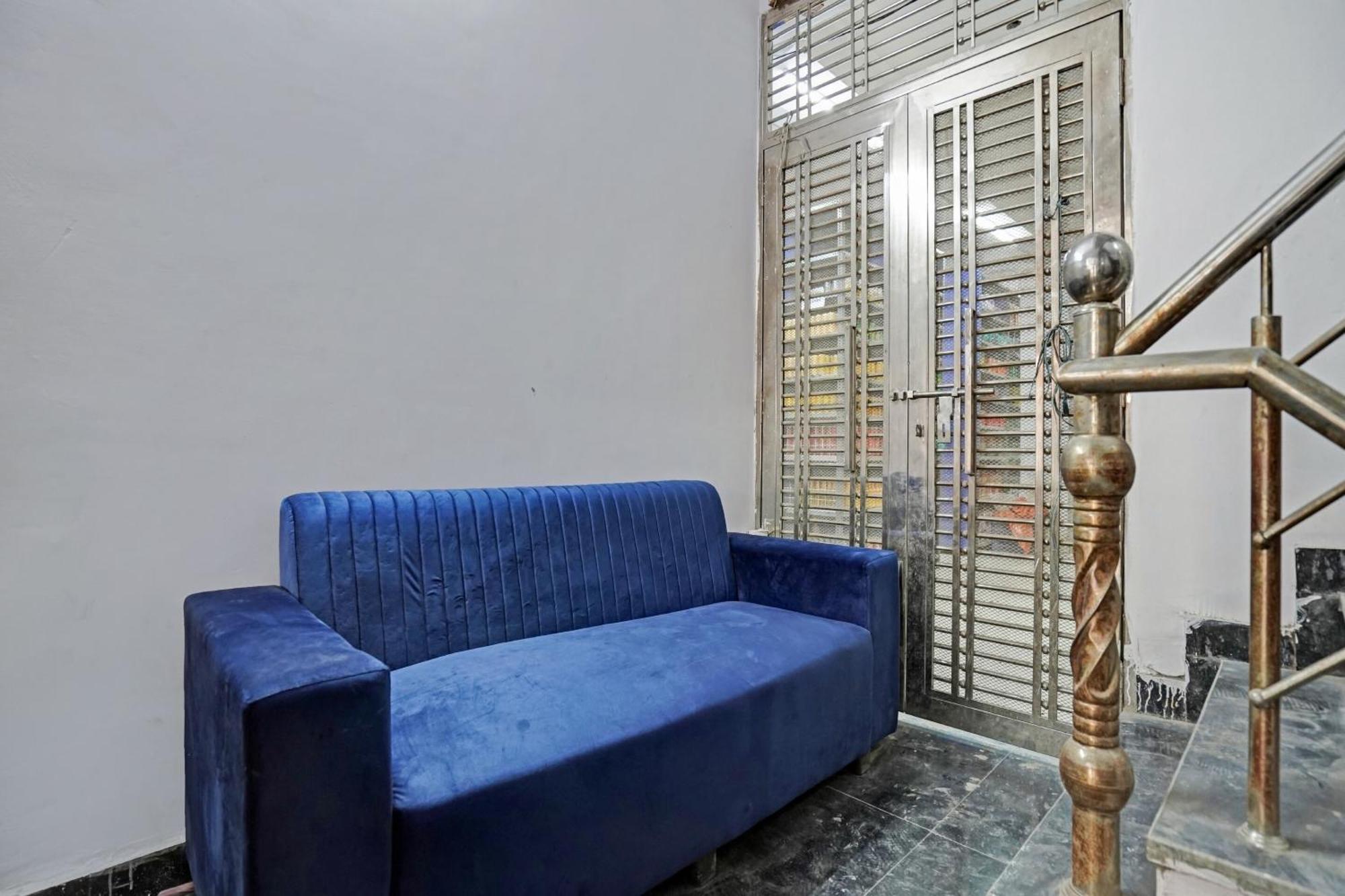 Hotel O Sk Residency Rohini 4*