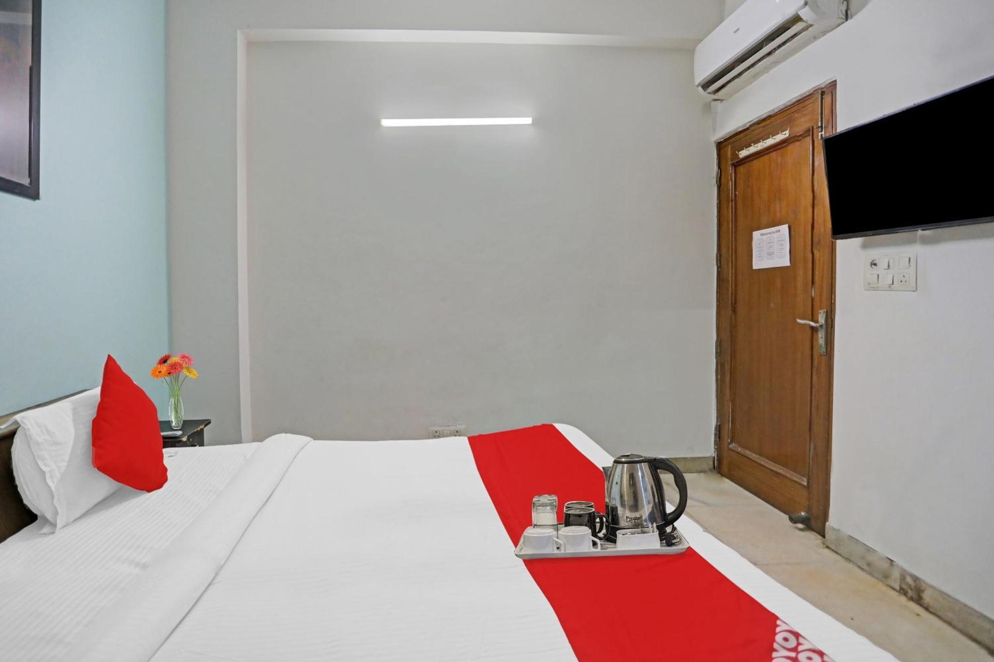 Hotel O Premium Near Dlf Avenue Saket Nova Deli