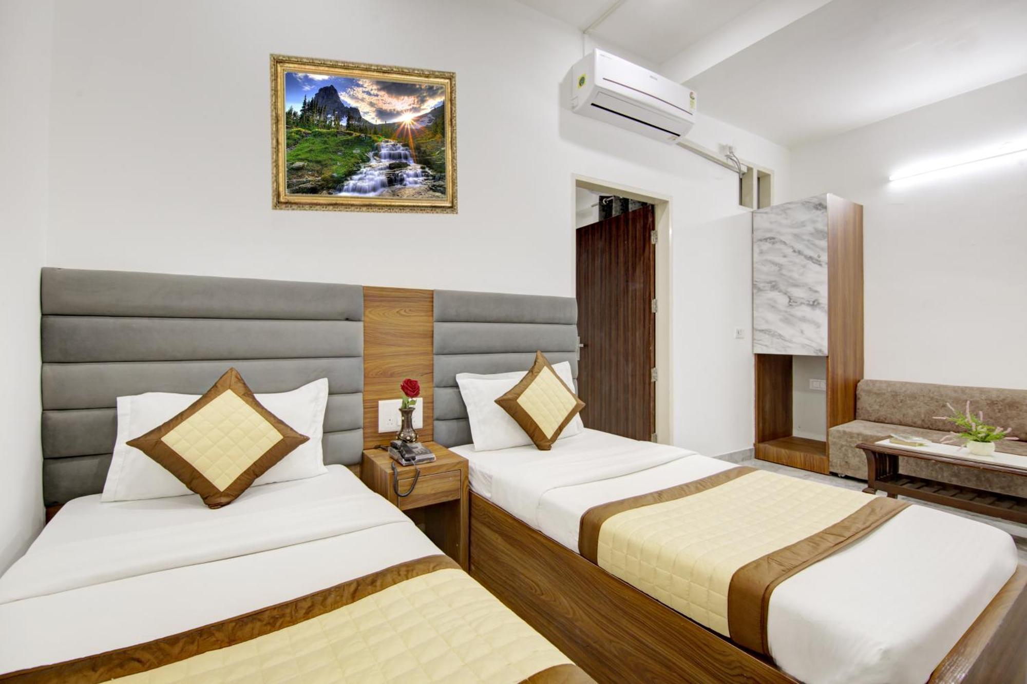 S B Inn-near Train Station Albergue *