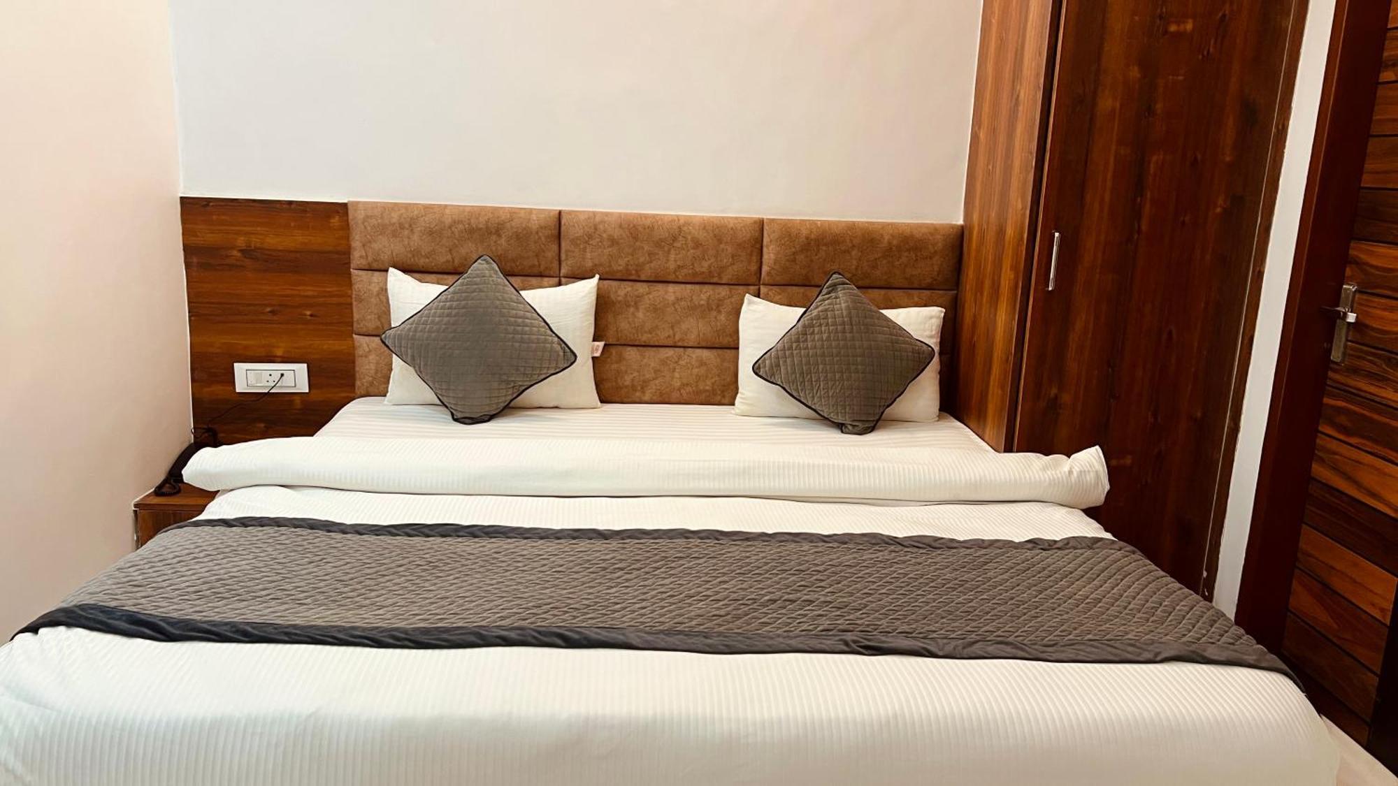 Aerovilla By Jmd Group 3* New Delhi