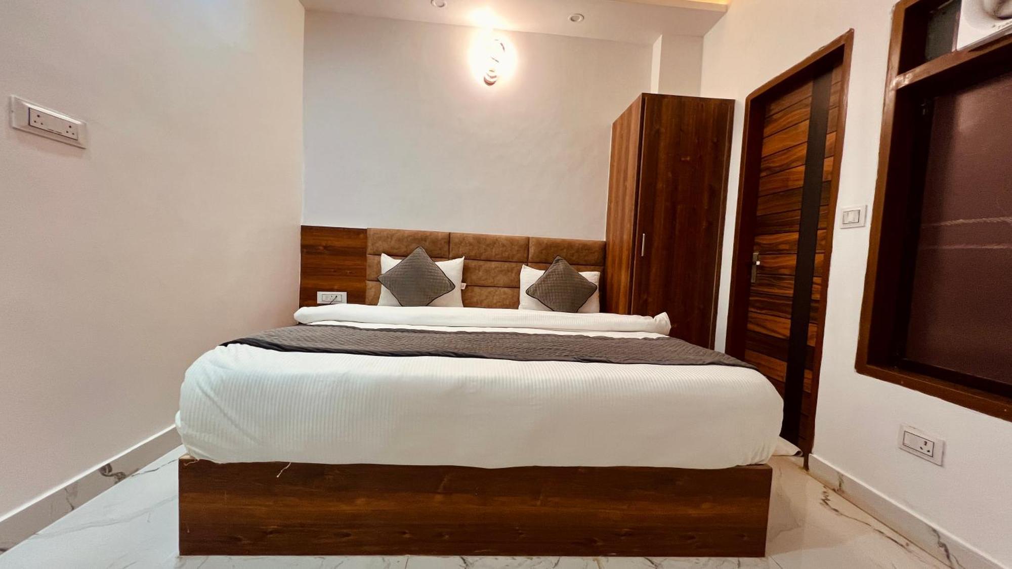 Aerovilla By Jmd Group Bed & Breakfast