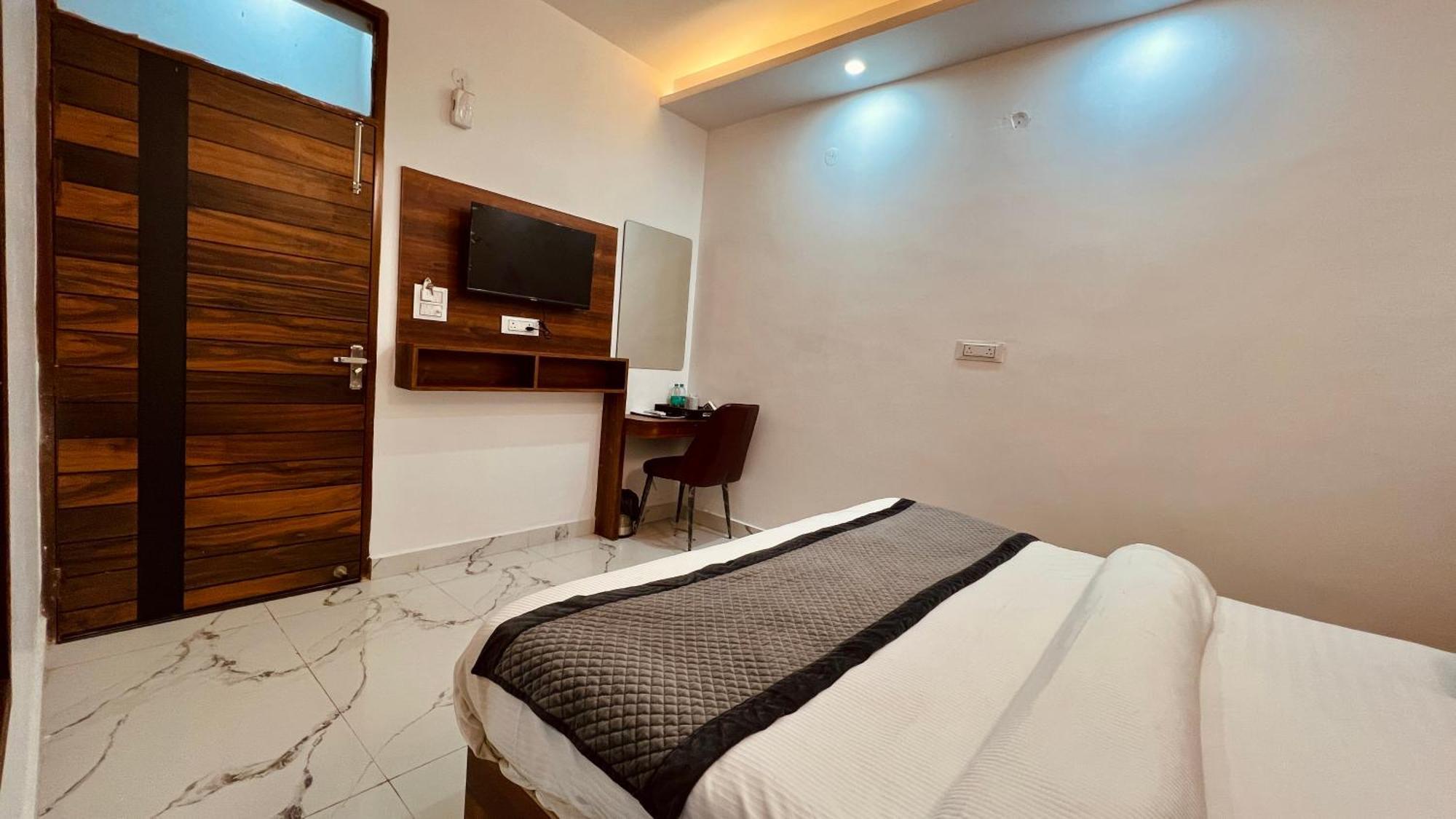Aerovilla By Jmd Group 3* New Delhi