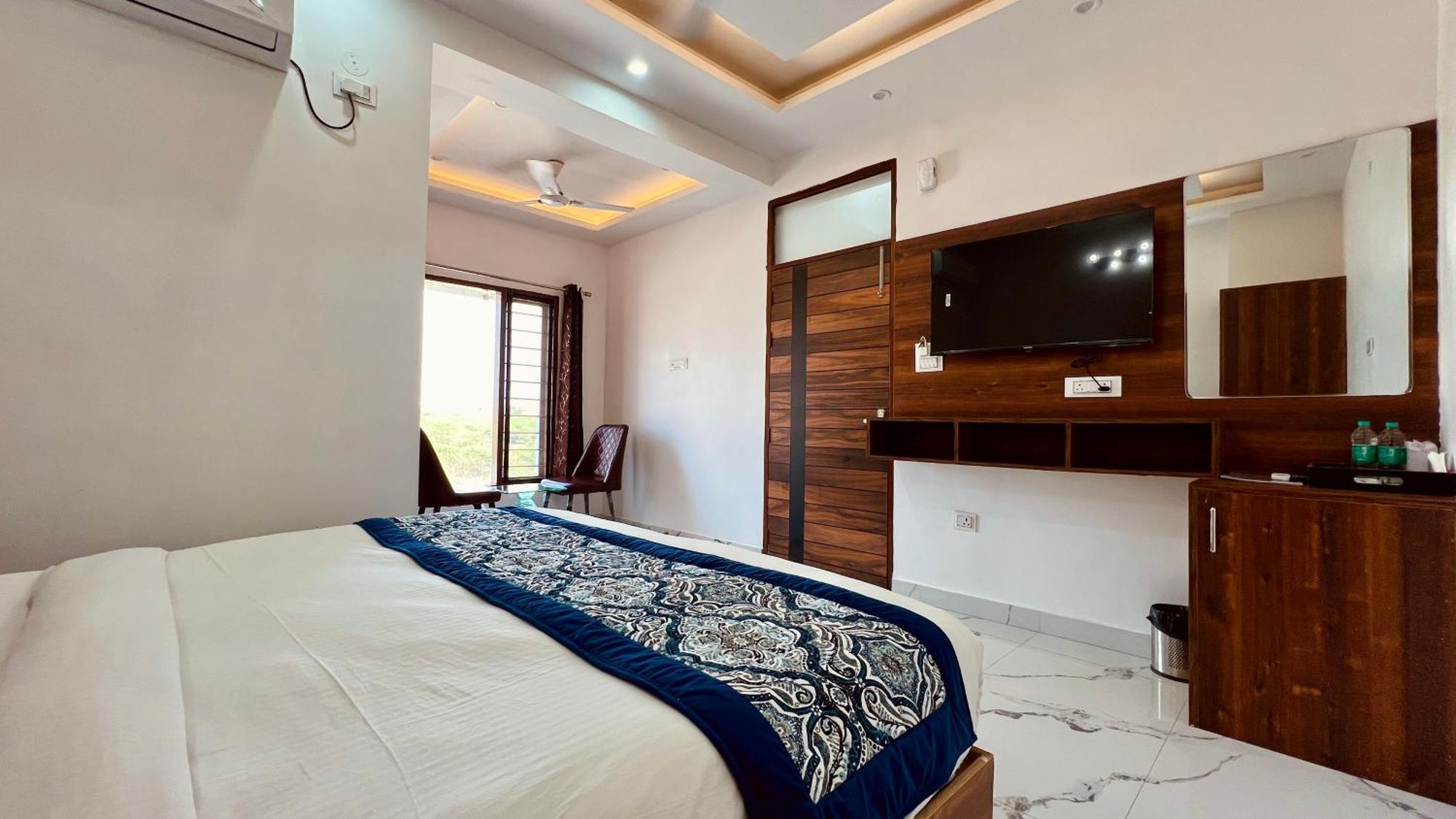 Aerovilla By Jmd Group Bed & Breakfast 3*