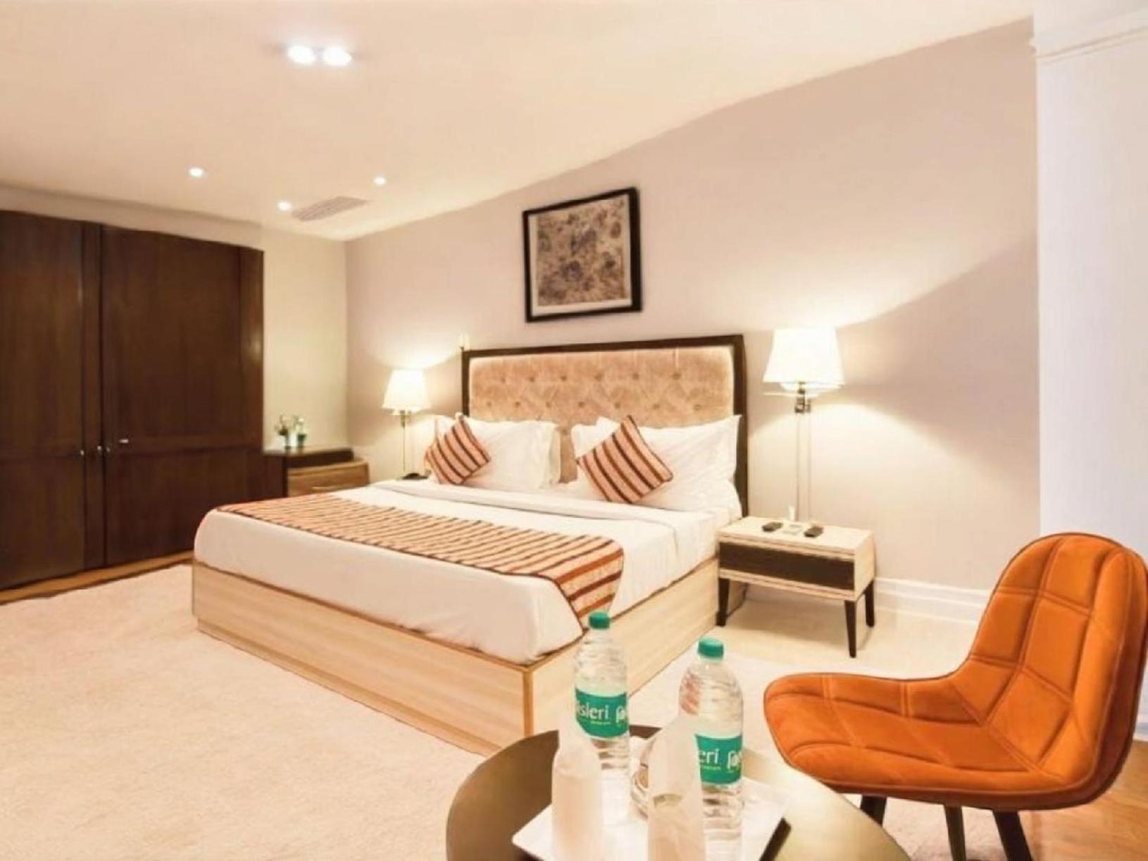 Hotel Almora By Almati Group - Near Delhi International Airport With - Free Airport Drop Nova Deli