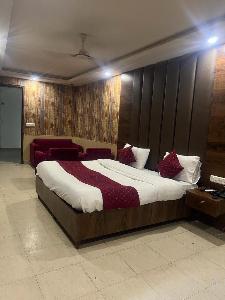 Hanuwant Palace Hotel 2*