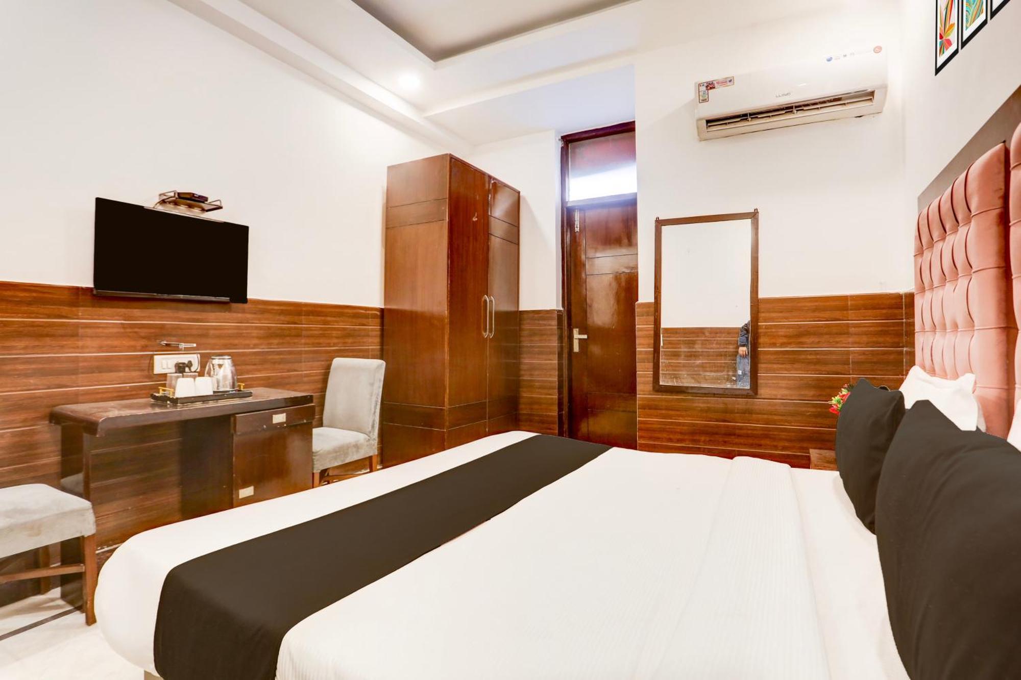 Collection O Mahipalpur Near Airport Formerly Jindal Palace * New Delhi