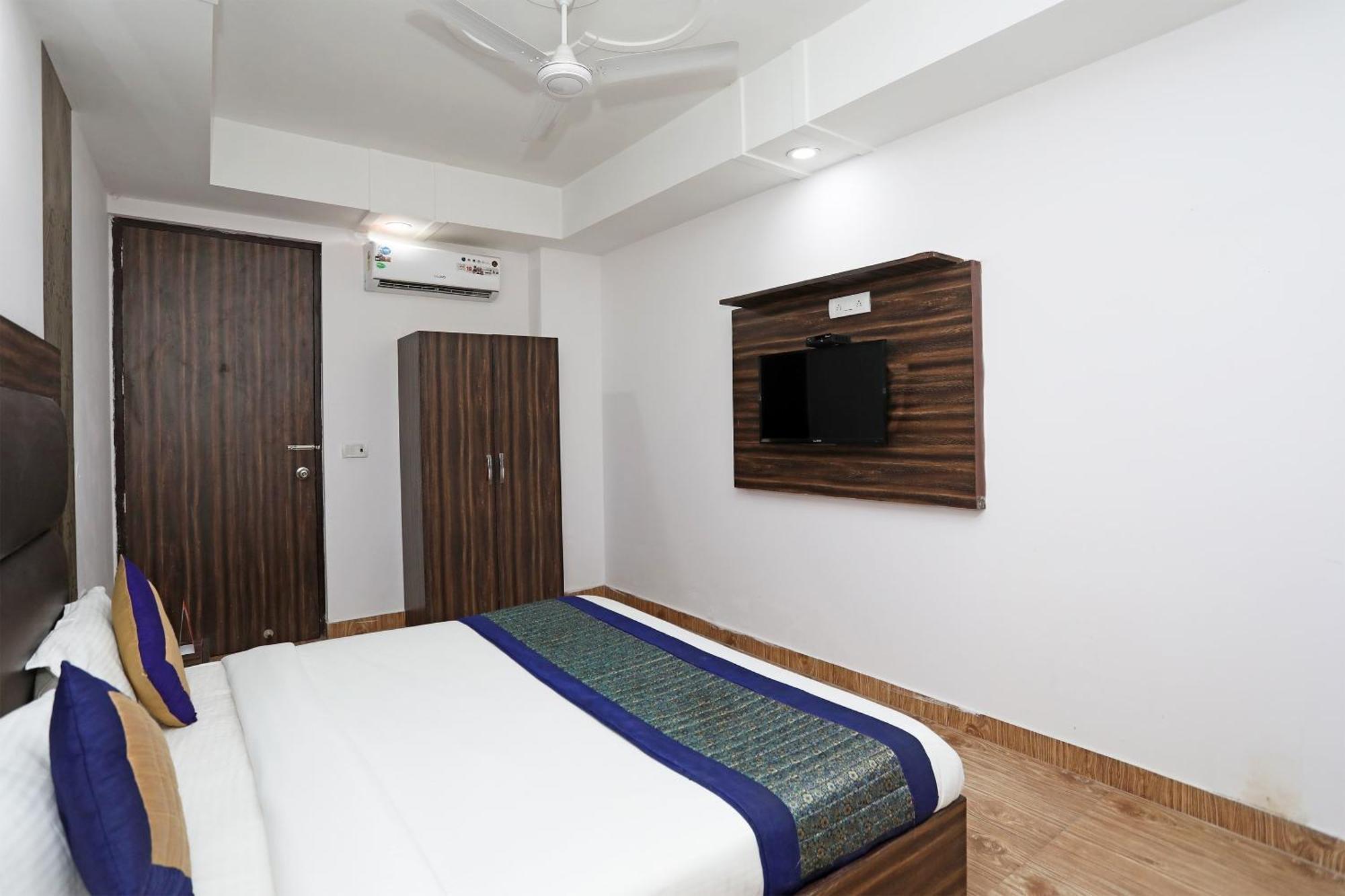 Collection O Nandgiri Hotel 3*