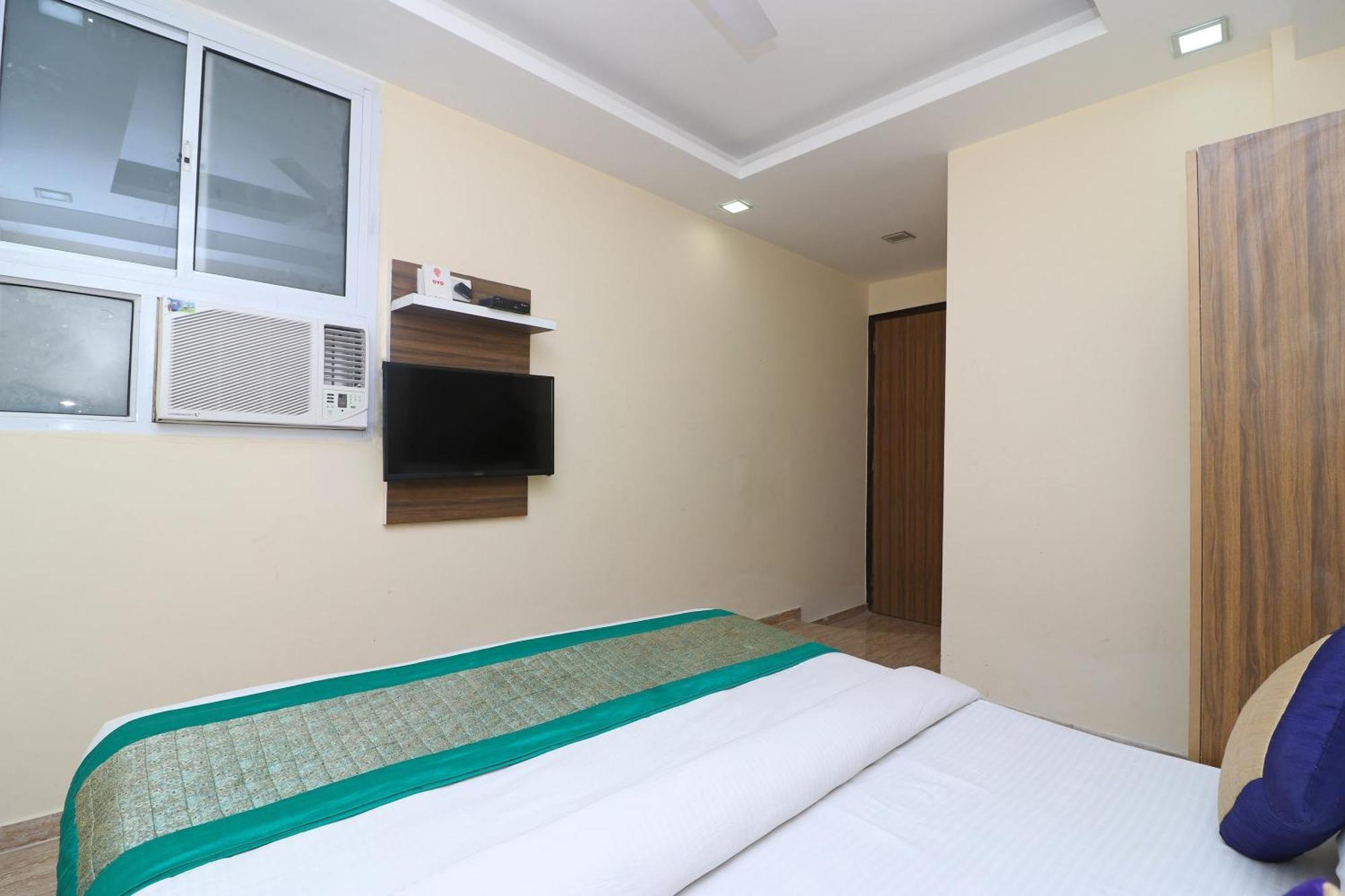 Hotel Collection O Nandgiri New Delhi