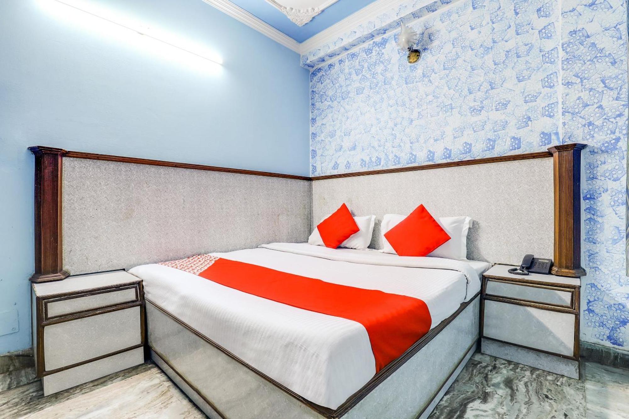 Hotel O Moon Palace Dx New Delhi