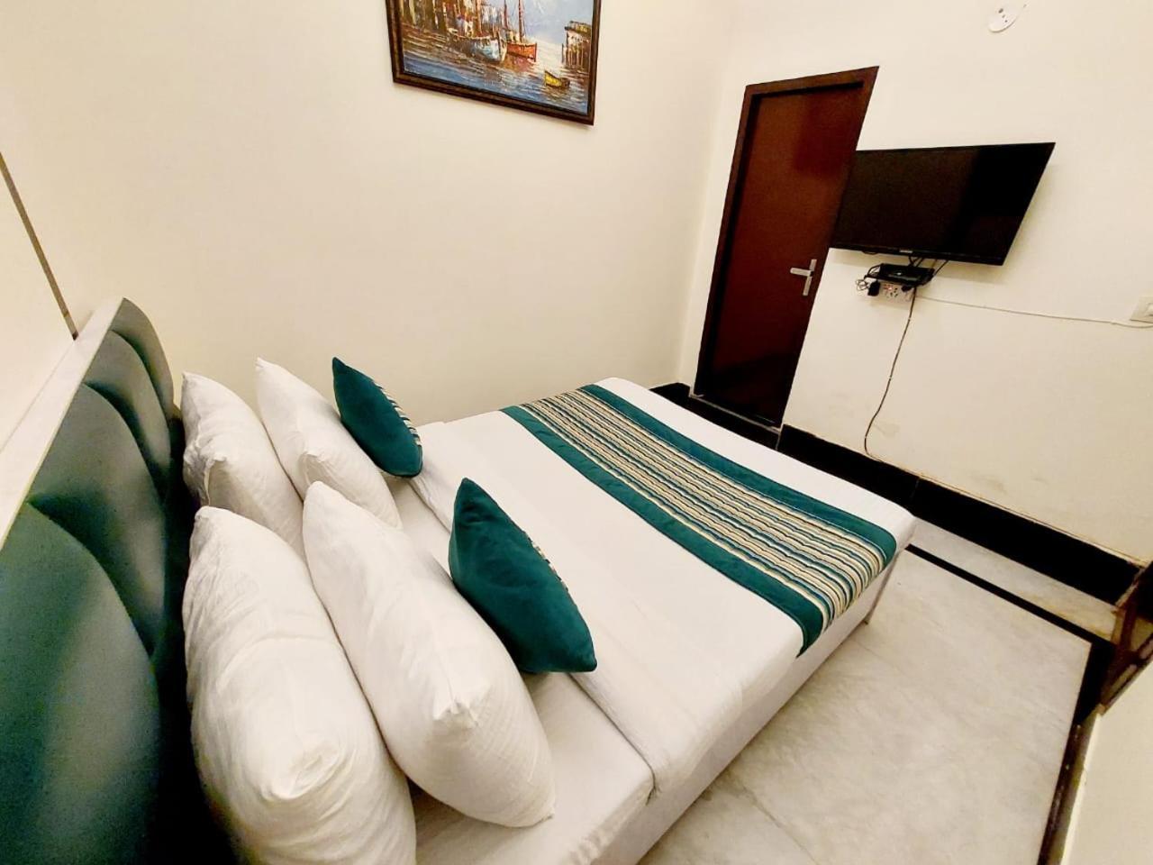 Khusbu Residency, Park Market Hotel 3*