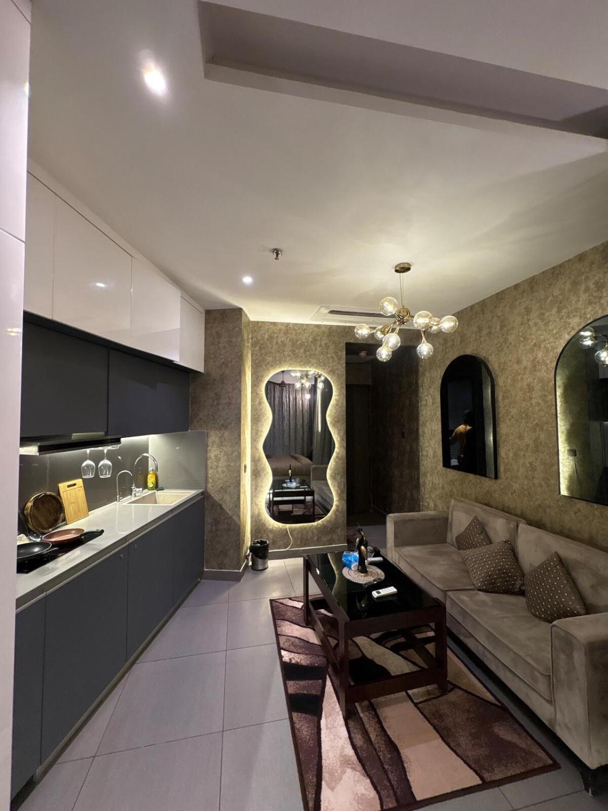Luxury Lagoon By La Fausto New Delhi