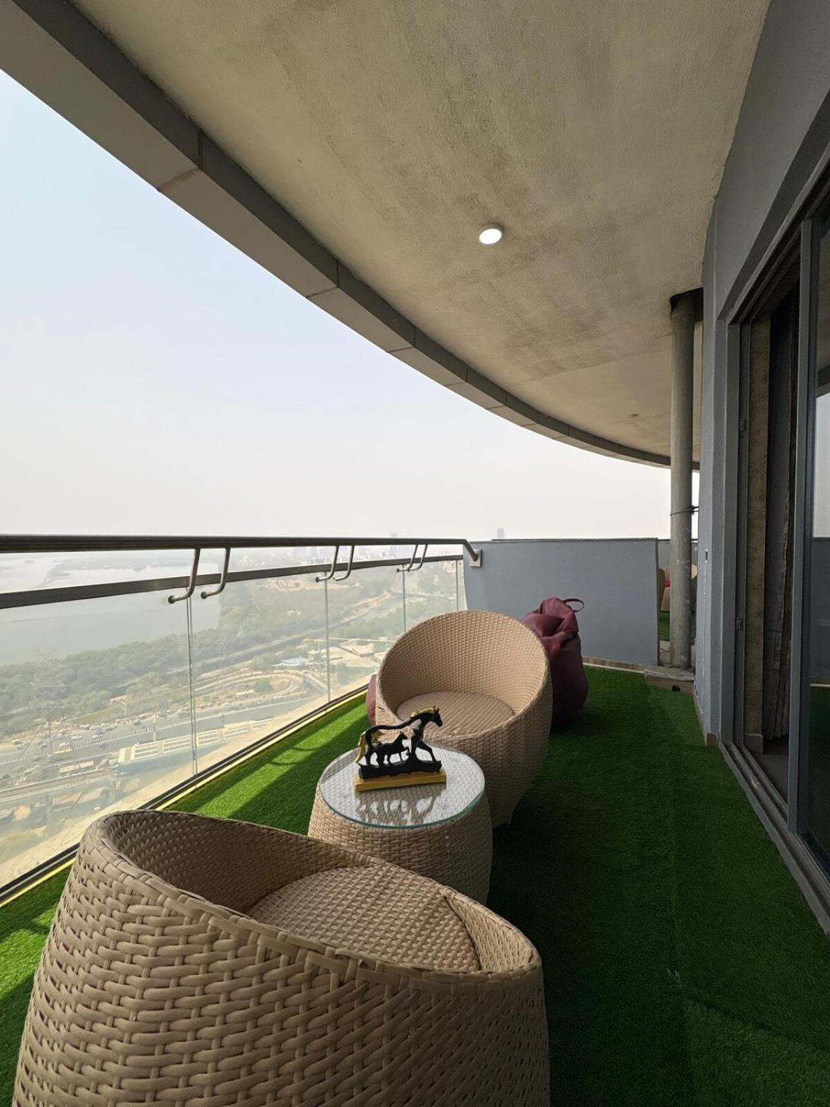 Luxury Lagoon By La Fausto * New Delhi