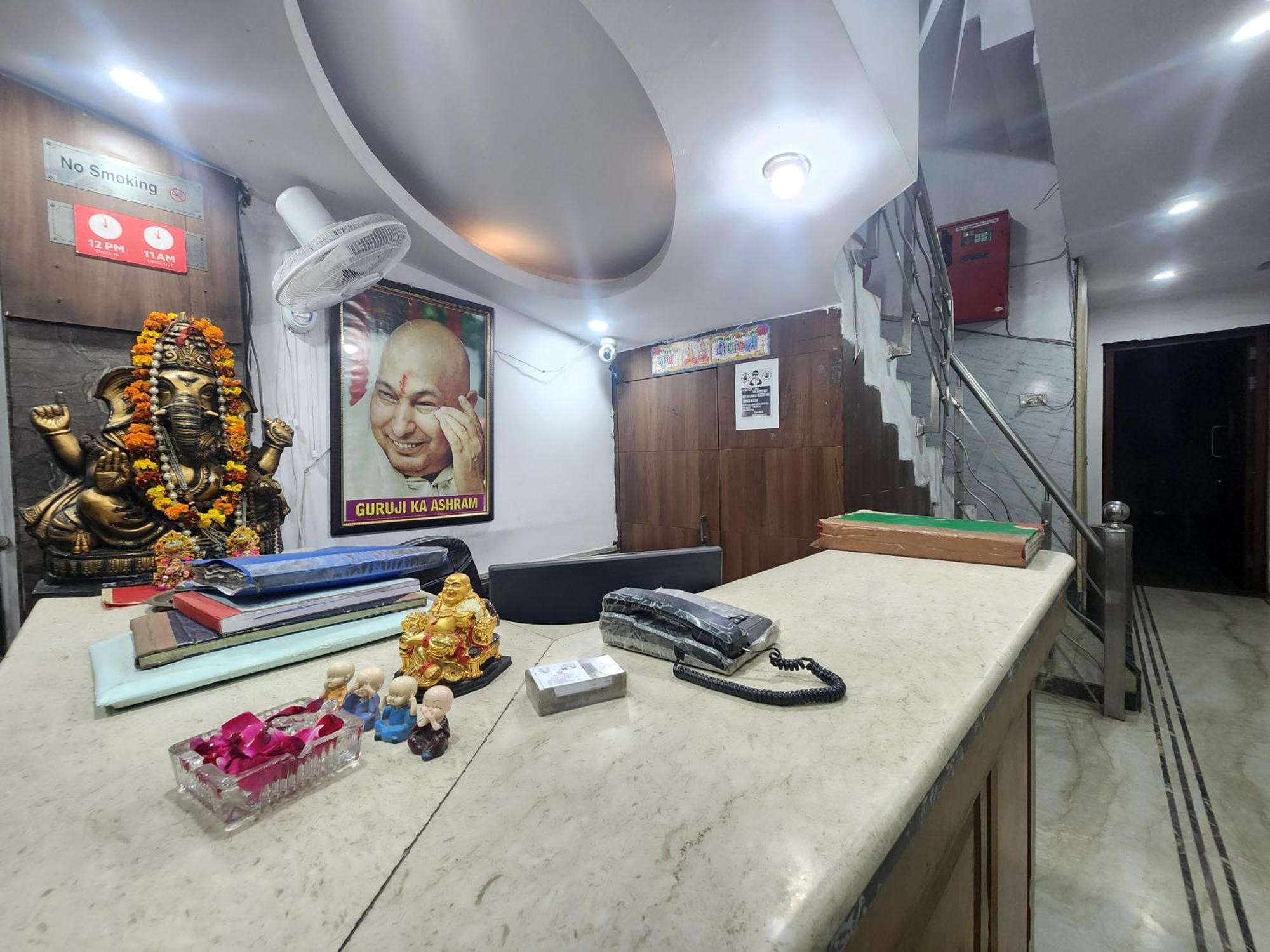 Mid Town 3* New Delhi