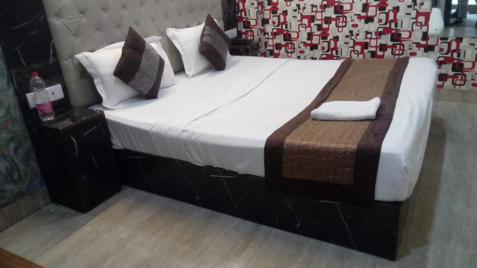 Hotel Park Suites At Airport Hotel *