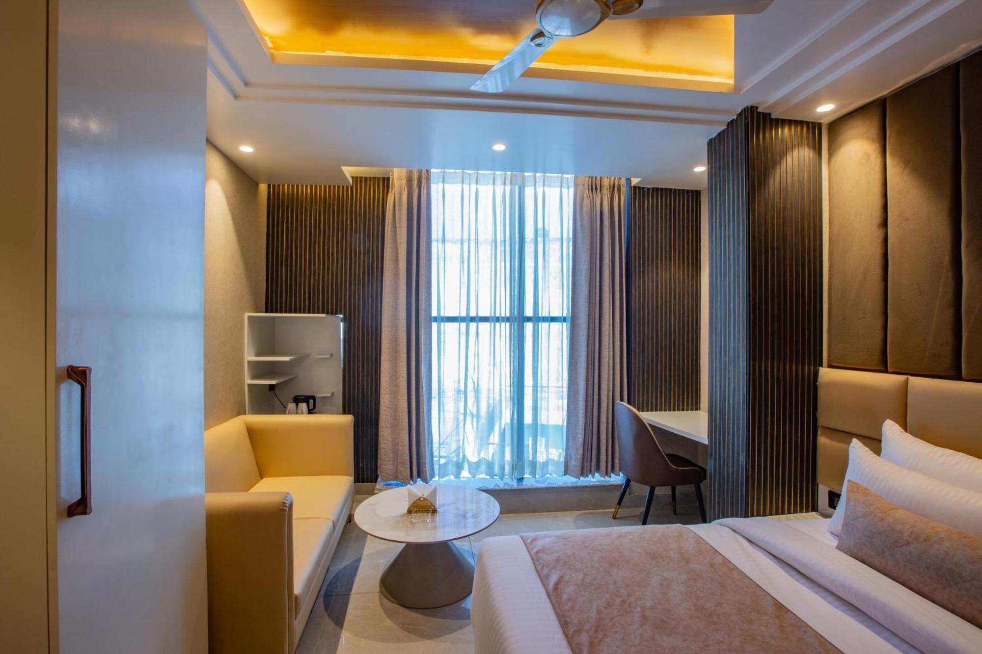 Aroma Plaza Delhi Airport 4* New Delhi