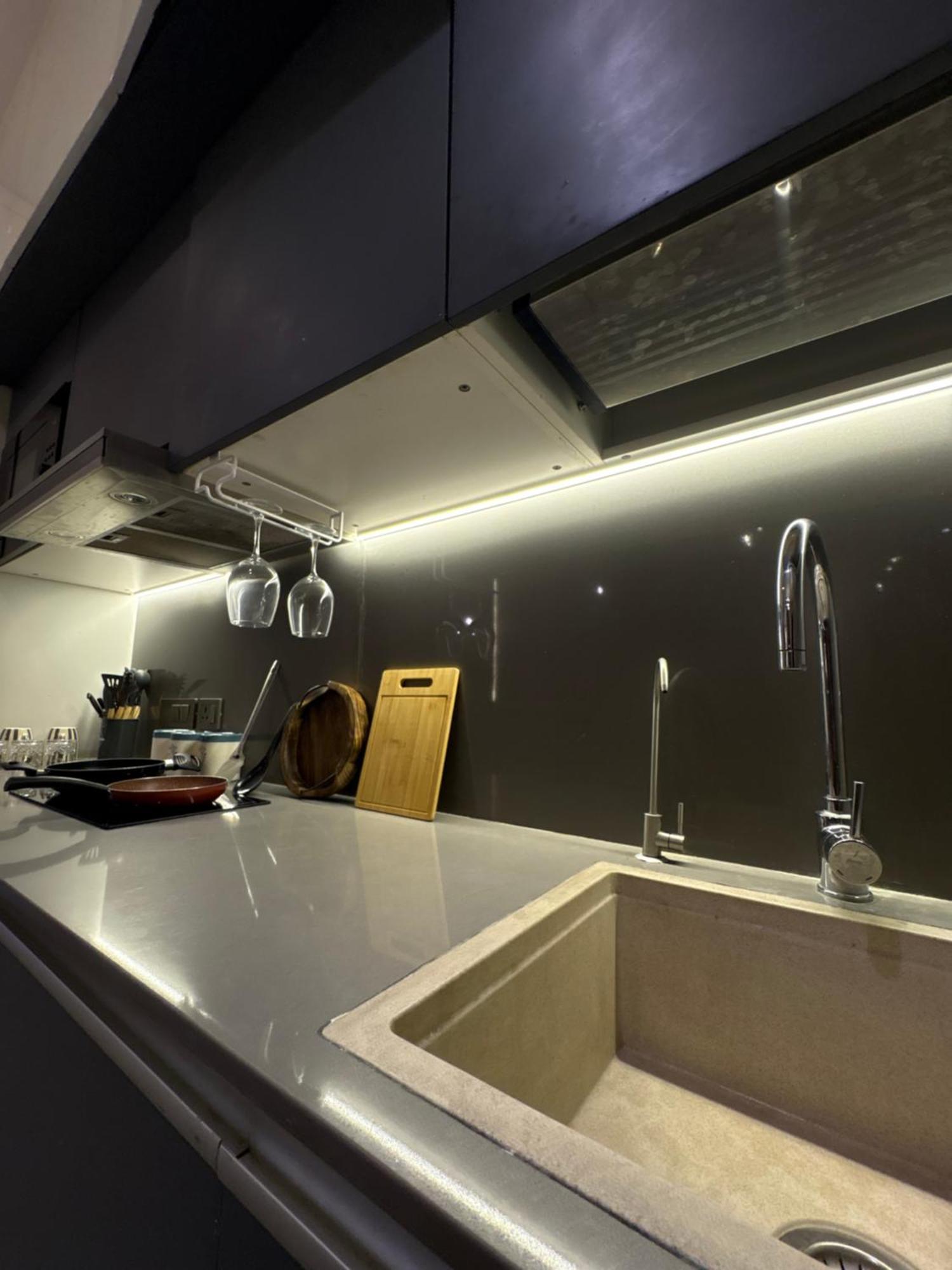 Luxe Lagoon By La Faustoo * New Delhi