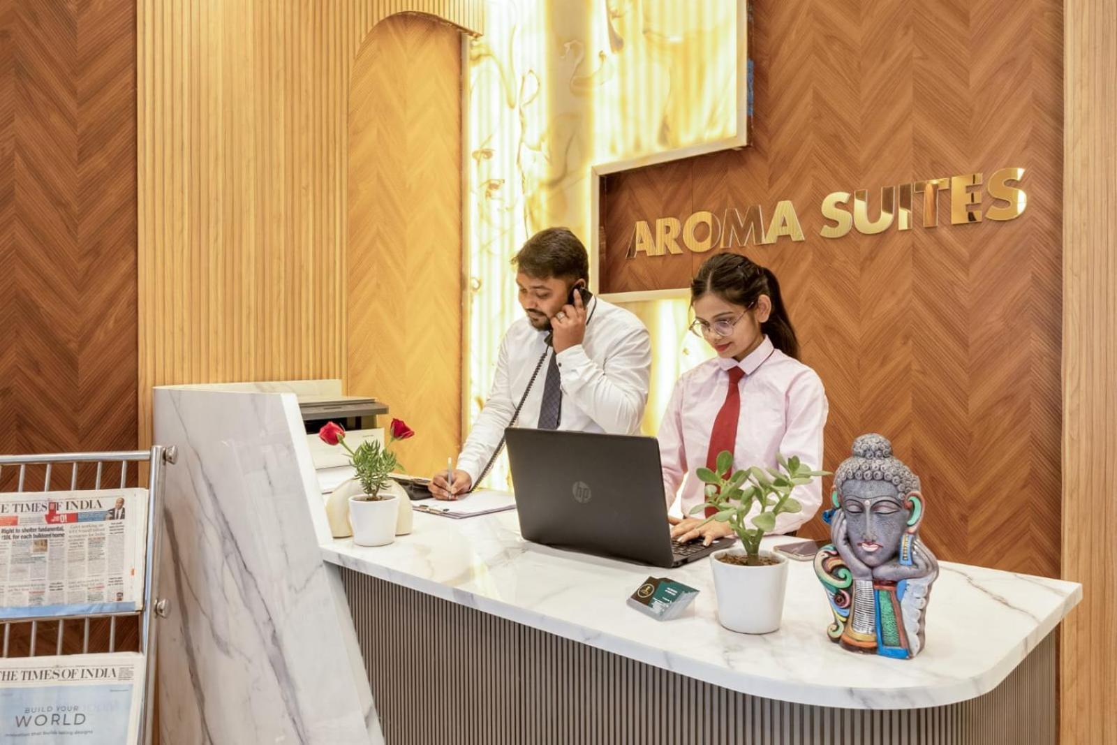 Aroma Plaza Delhi Airport