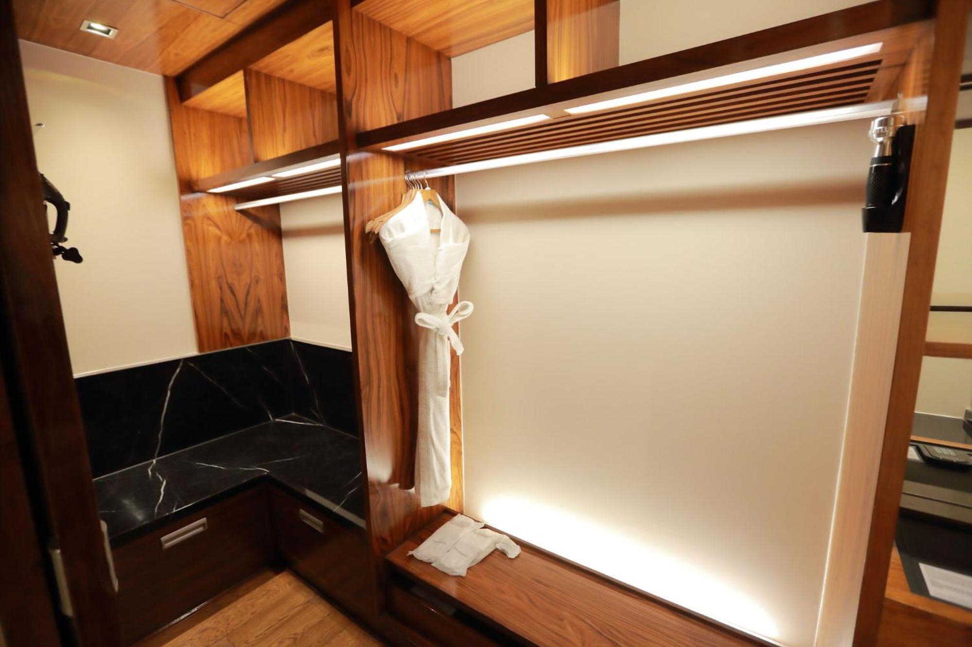 Crowne Plaza New Rohini By Ihg 5*
