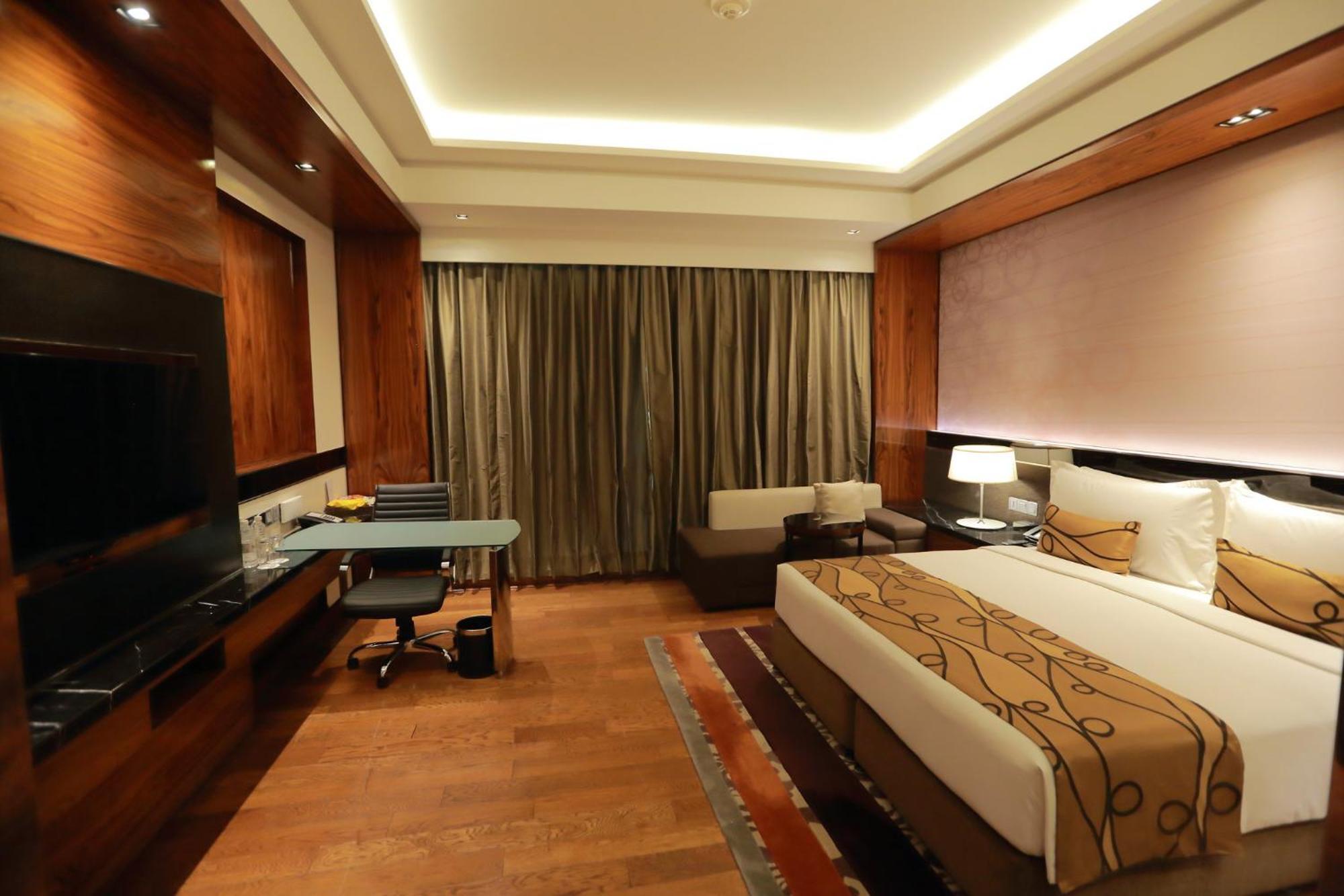 Hotel Crowne Plaza New Rohini By Ihg