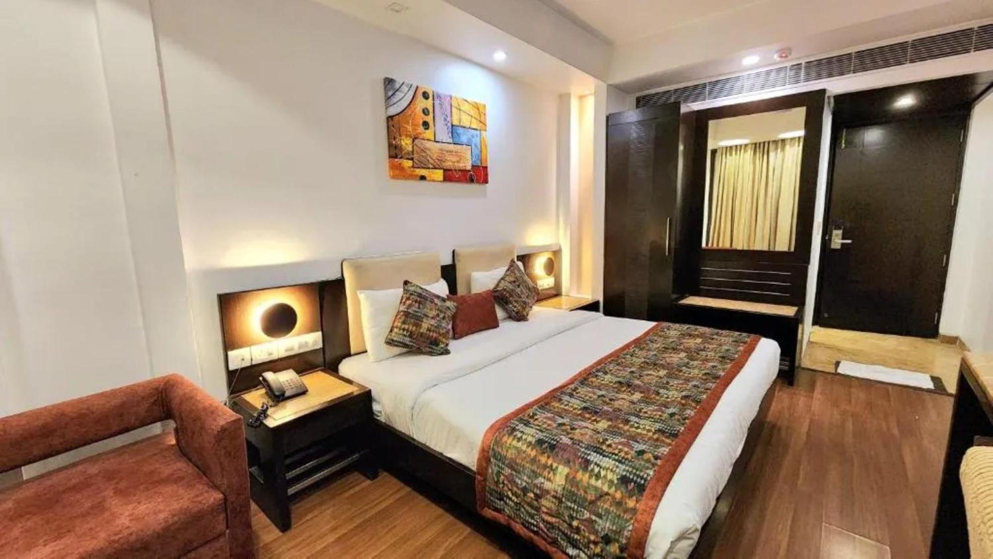 Hotel Le Mount New Delhi