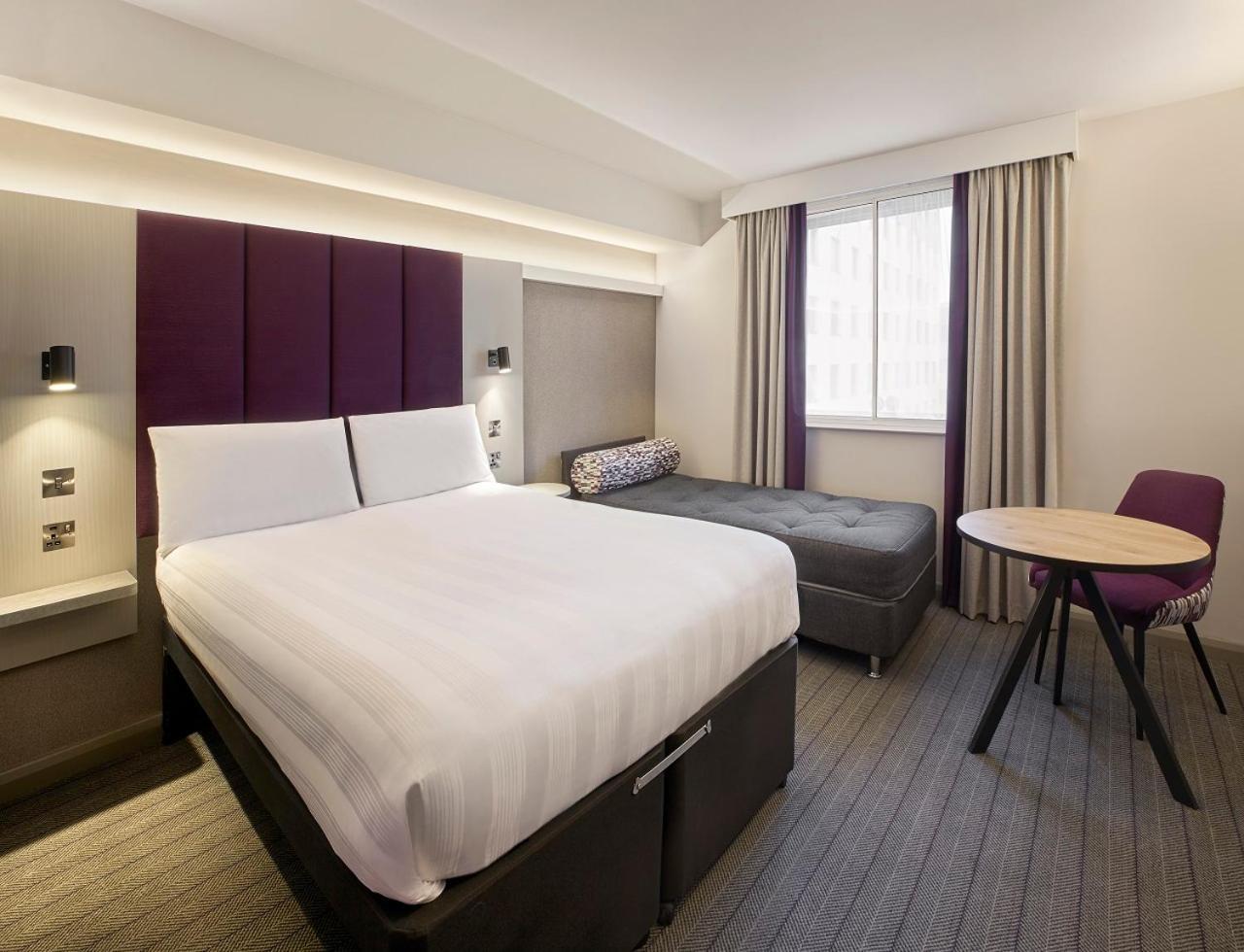 Hotel Infinity Grand Near Delhi Airport 4*