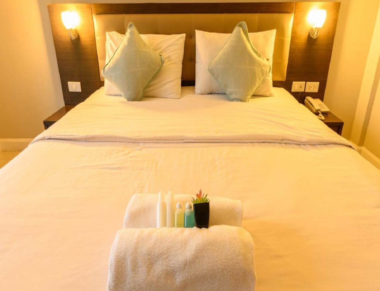 Infinity Grand Near Delhi Airport 4* New Delhi