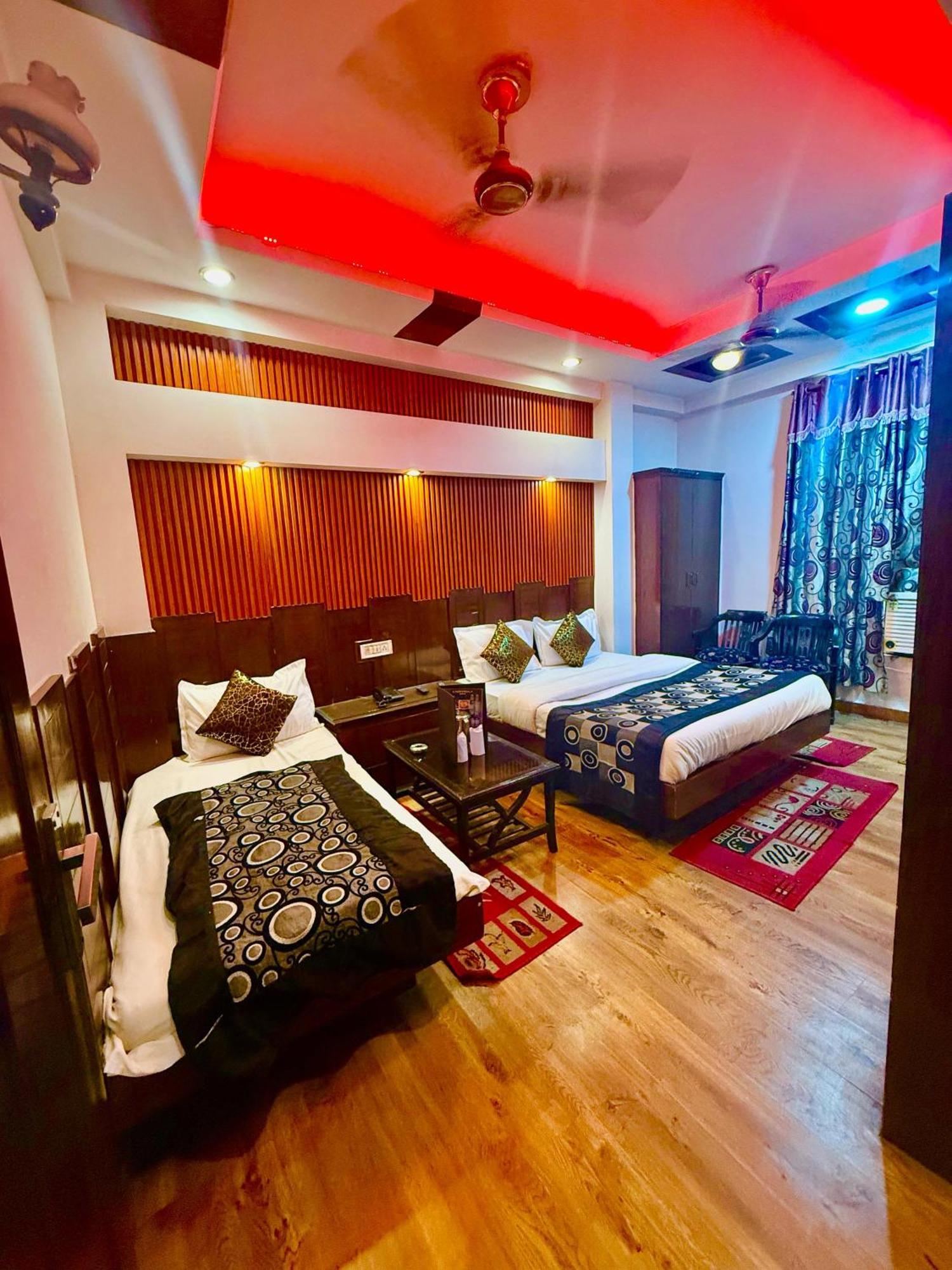 Shiva Intercontinental -new Delhi Railway Station New Delhi