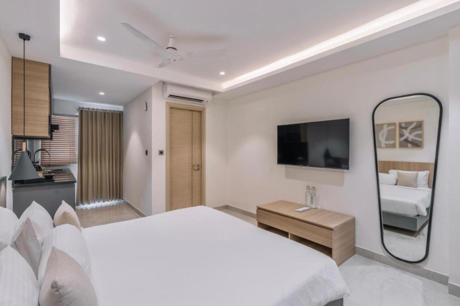 Hotel Daira Near Igi Airport Delhi 4*