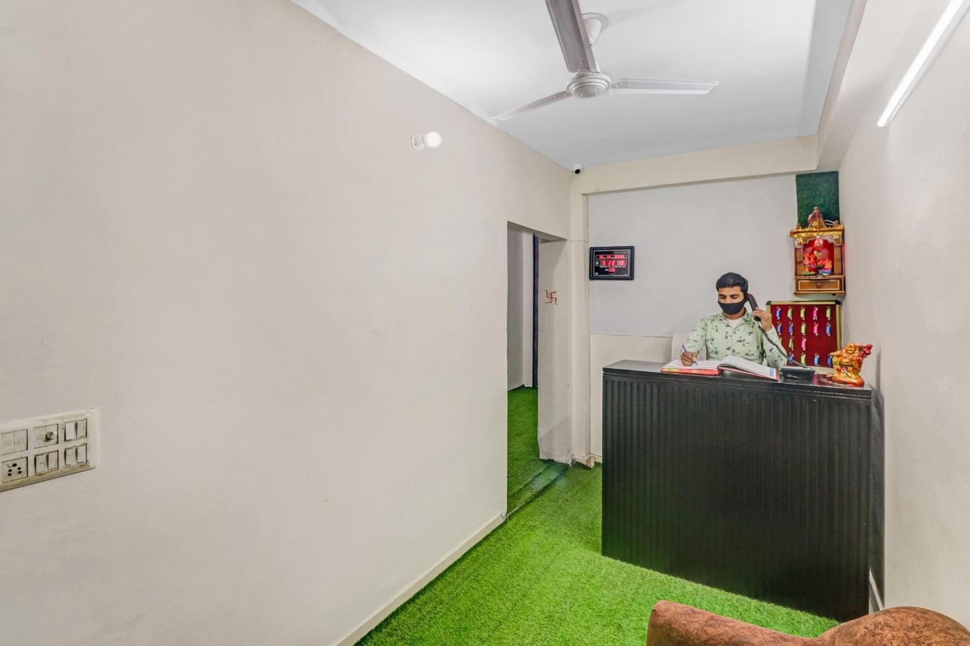 Hotel Super Capital O Moody 3*