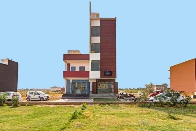 Hotel Hotel O Royal Orbit