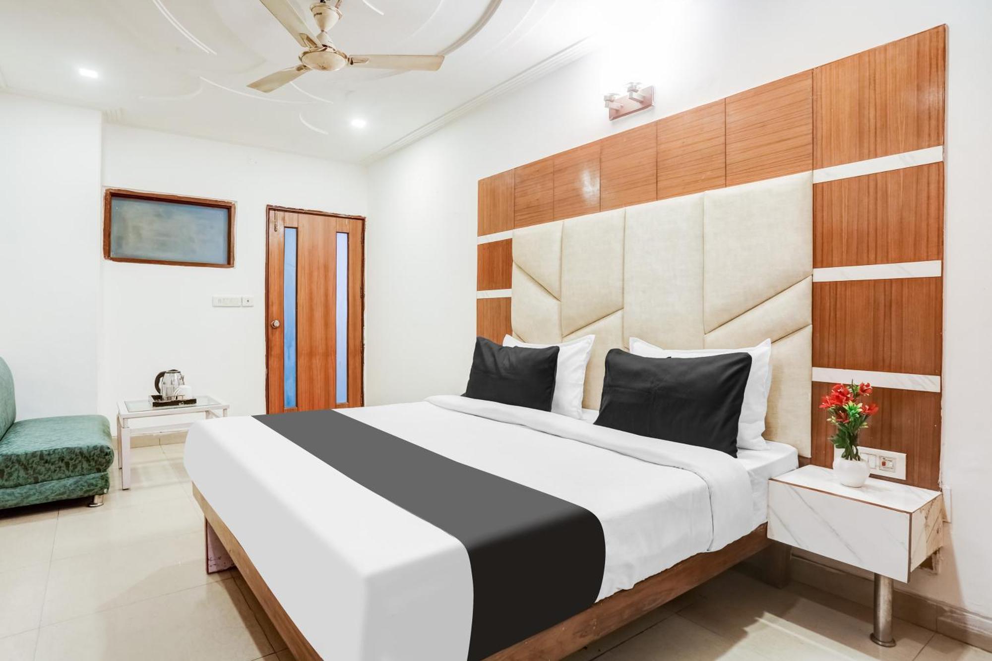 Super Collection O Harmony Hotel Nova Deli
