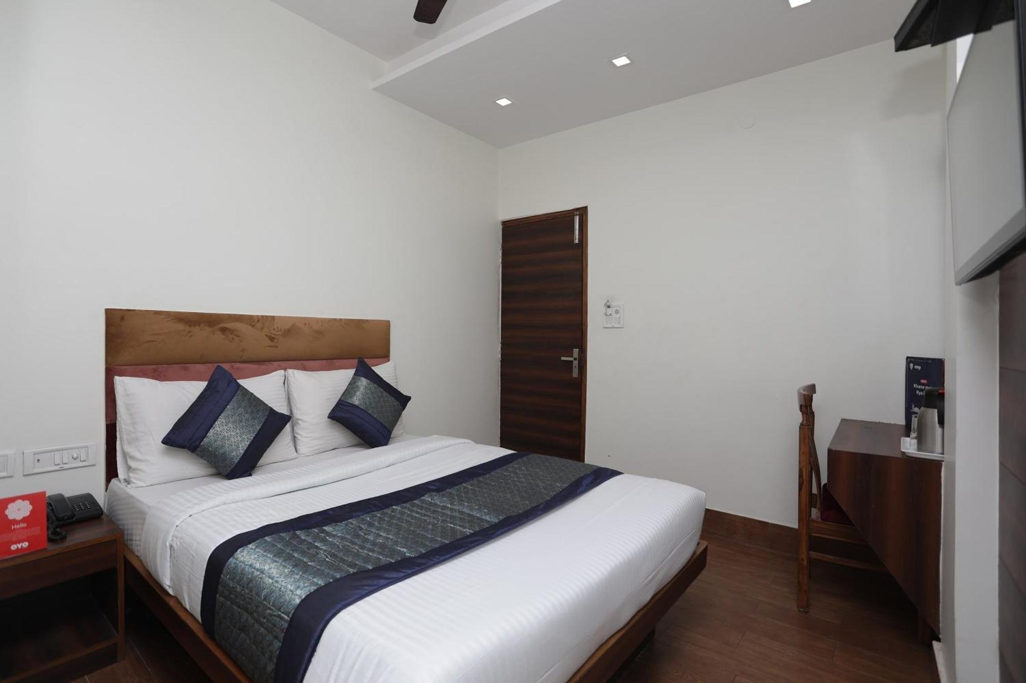 Hotel O Sun Palace Delhi (National Capital Territory of India)