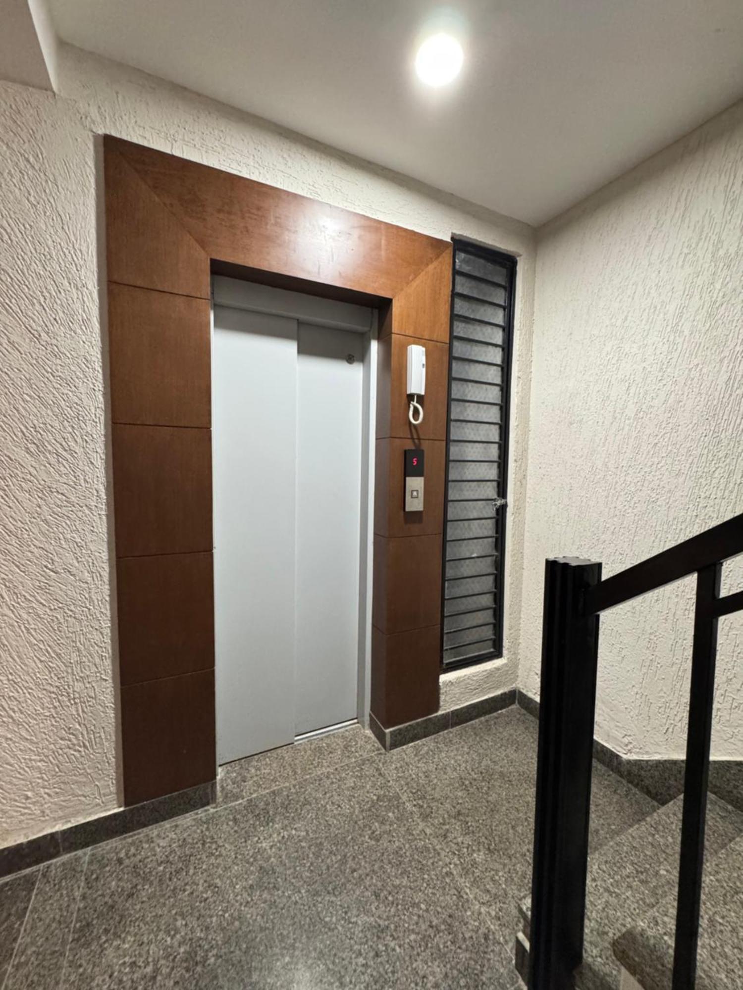 Divine India Service 3bhk,j-267 Nova Deli