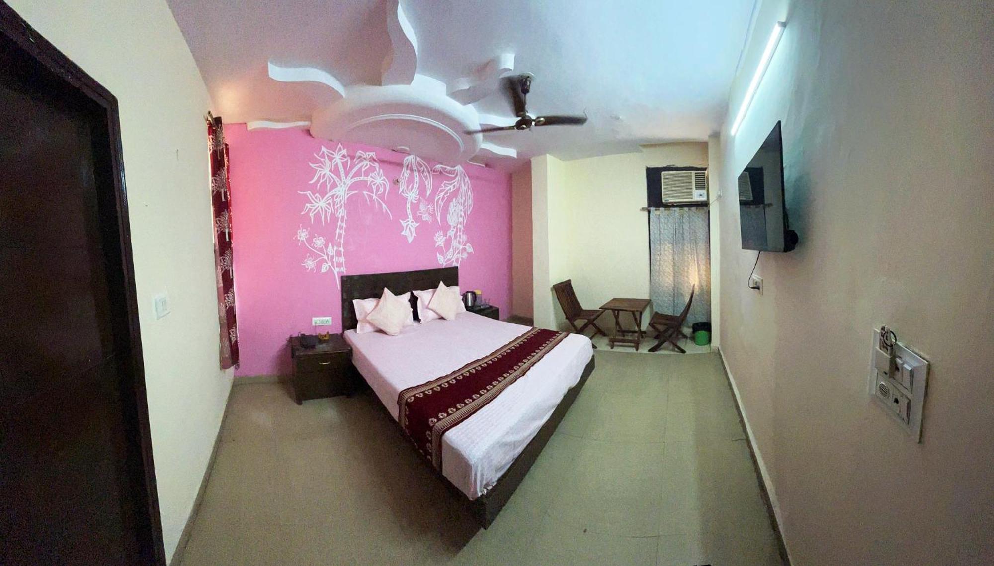 Darpan Palace -new Delhi Railway Station Hotel New Delhi