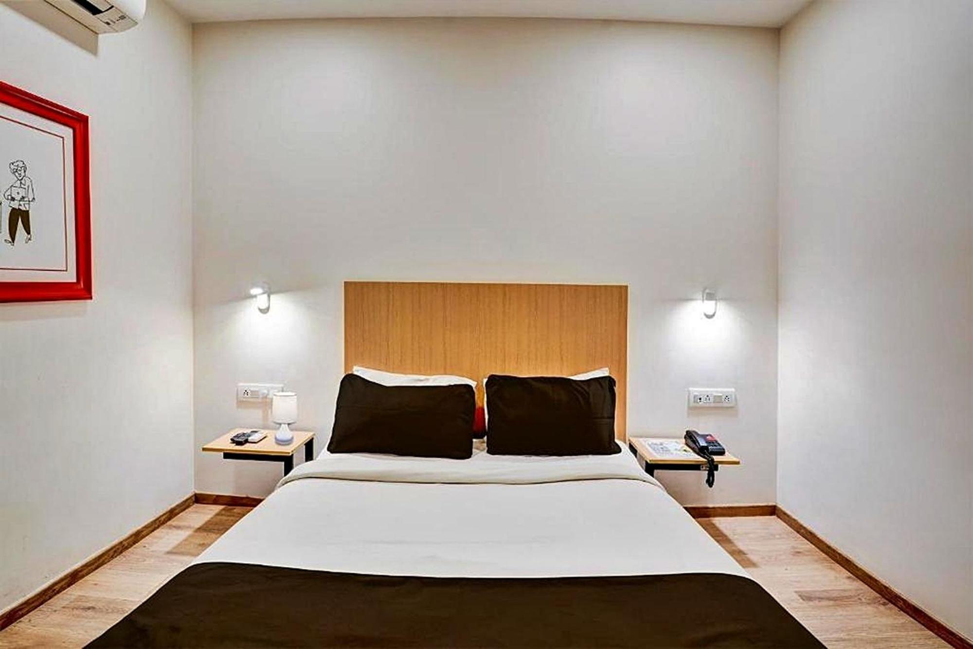 Sunlight Hotel New Delhi