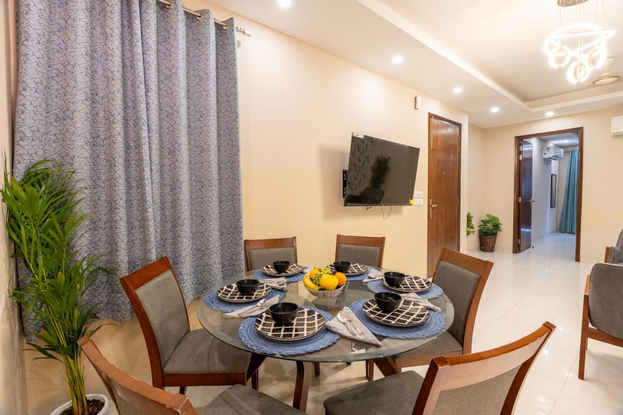 Apartment Homlee-saket Anupam Stylish 3bhk In South Delhi New Delhi