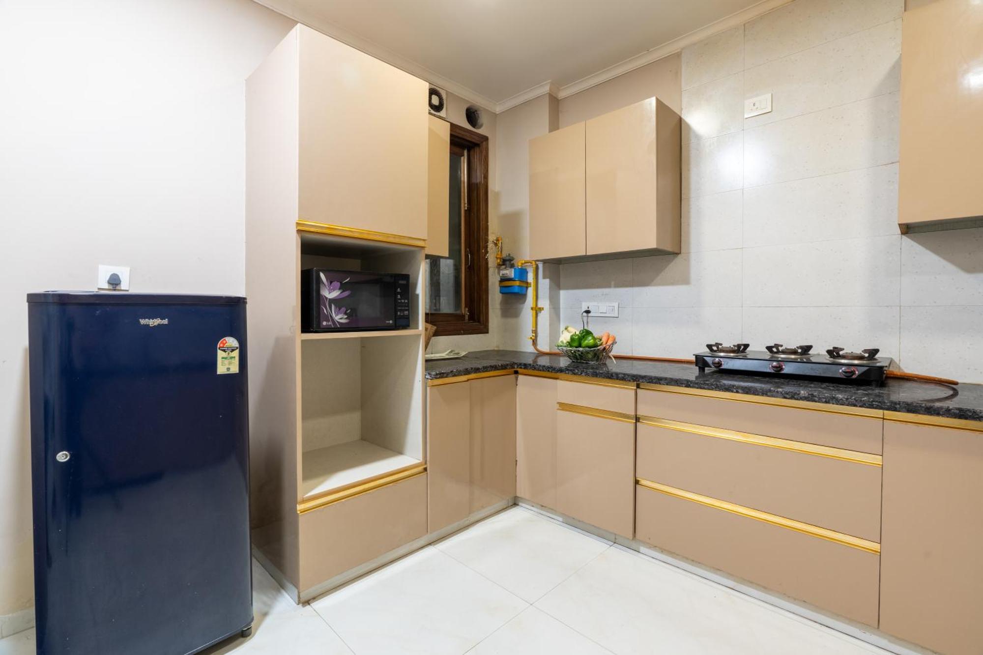 Homlee-saket Anupam Stylish 3bhk In South Delhi