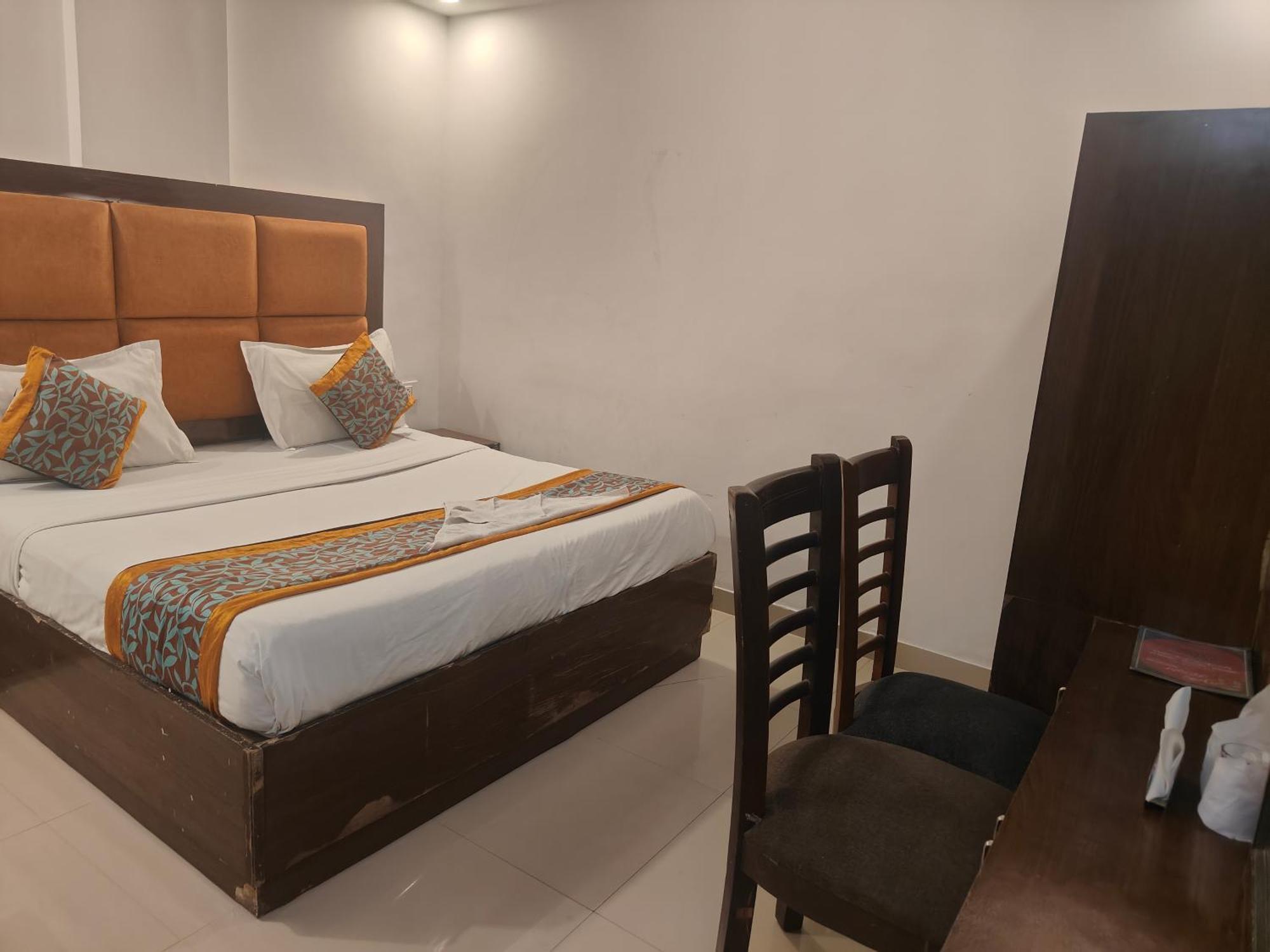 Hotel Grace A Family Near Igi Airport Delhi 4*