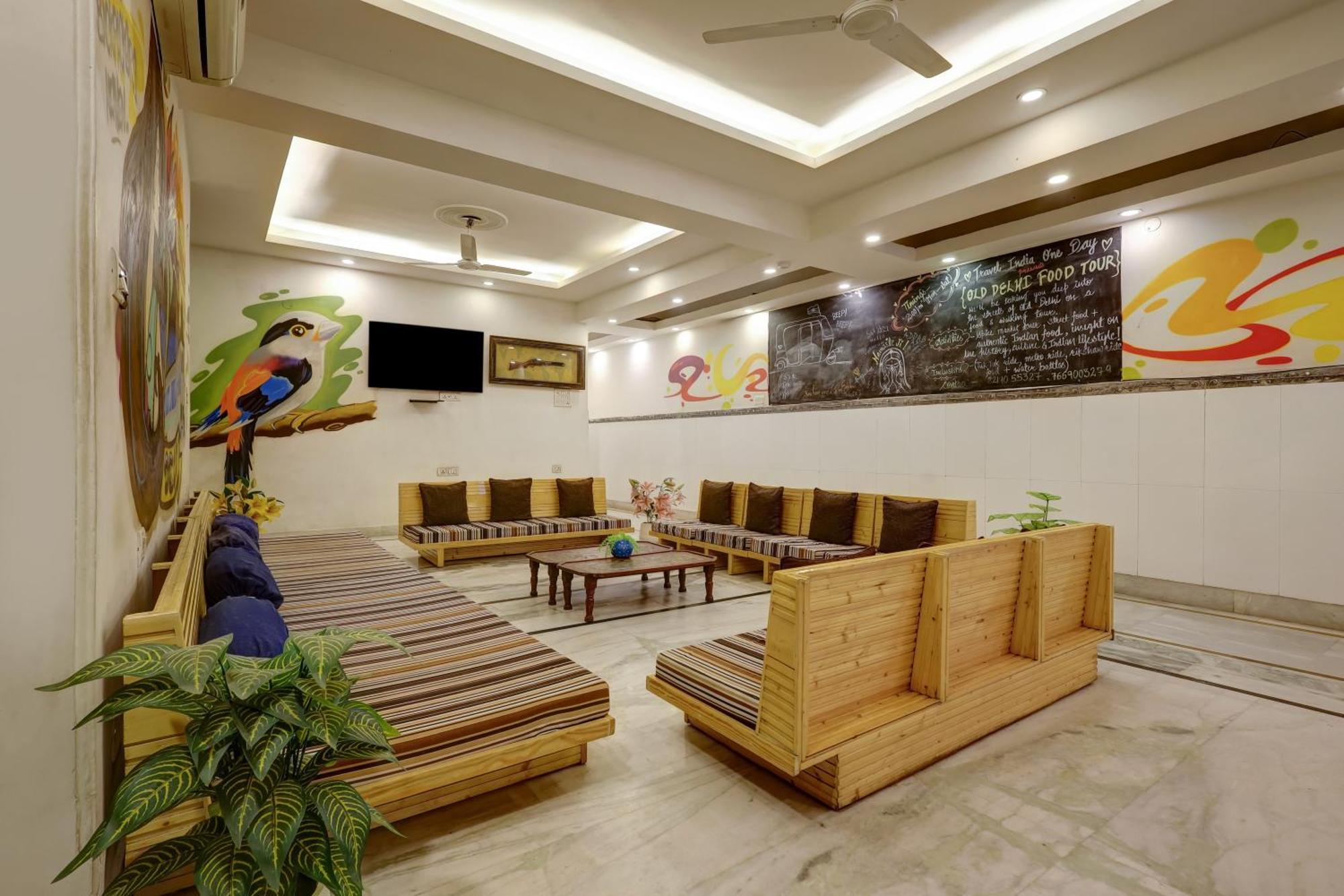 Hotel The Hindustan International - Traveller's Choice Award 2025 Of Winning