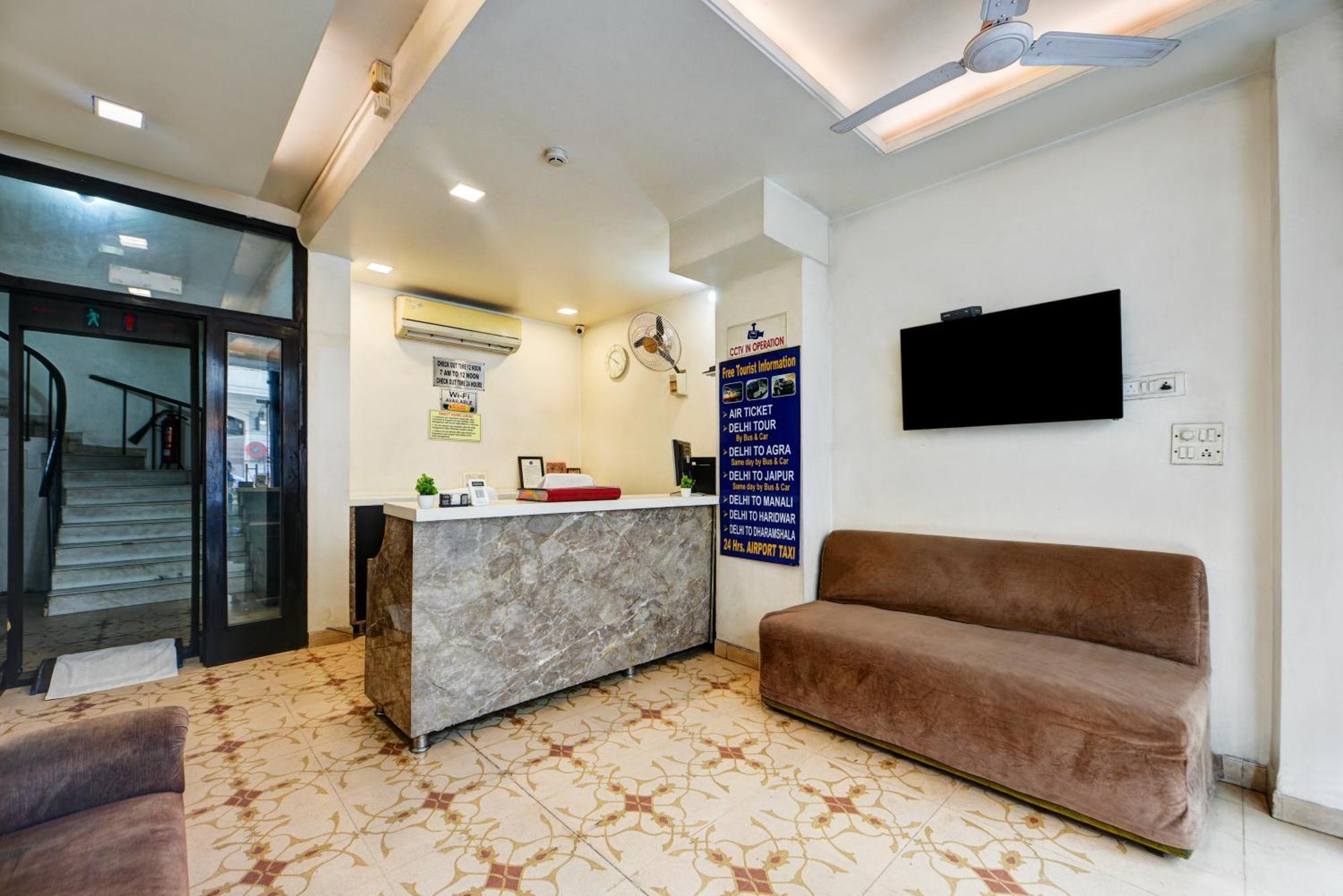 Hotel Sweet Home Lodge - 2 Min From New Delhi Railway Station