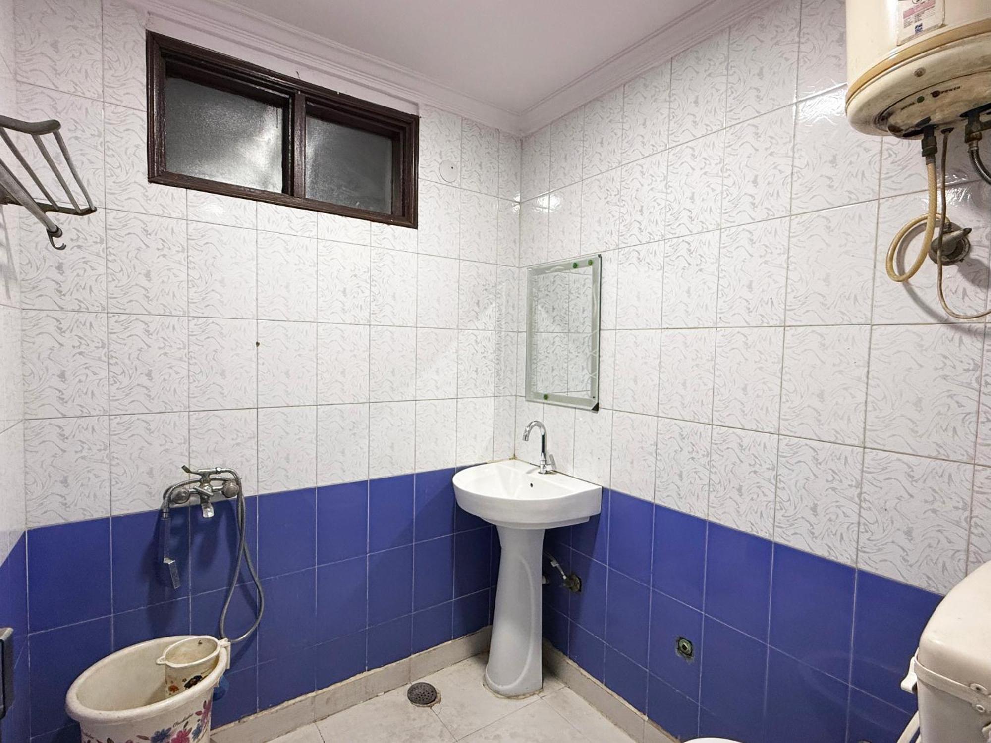 Joy - Karol Bagh Market Hotel New Delhi