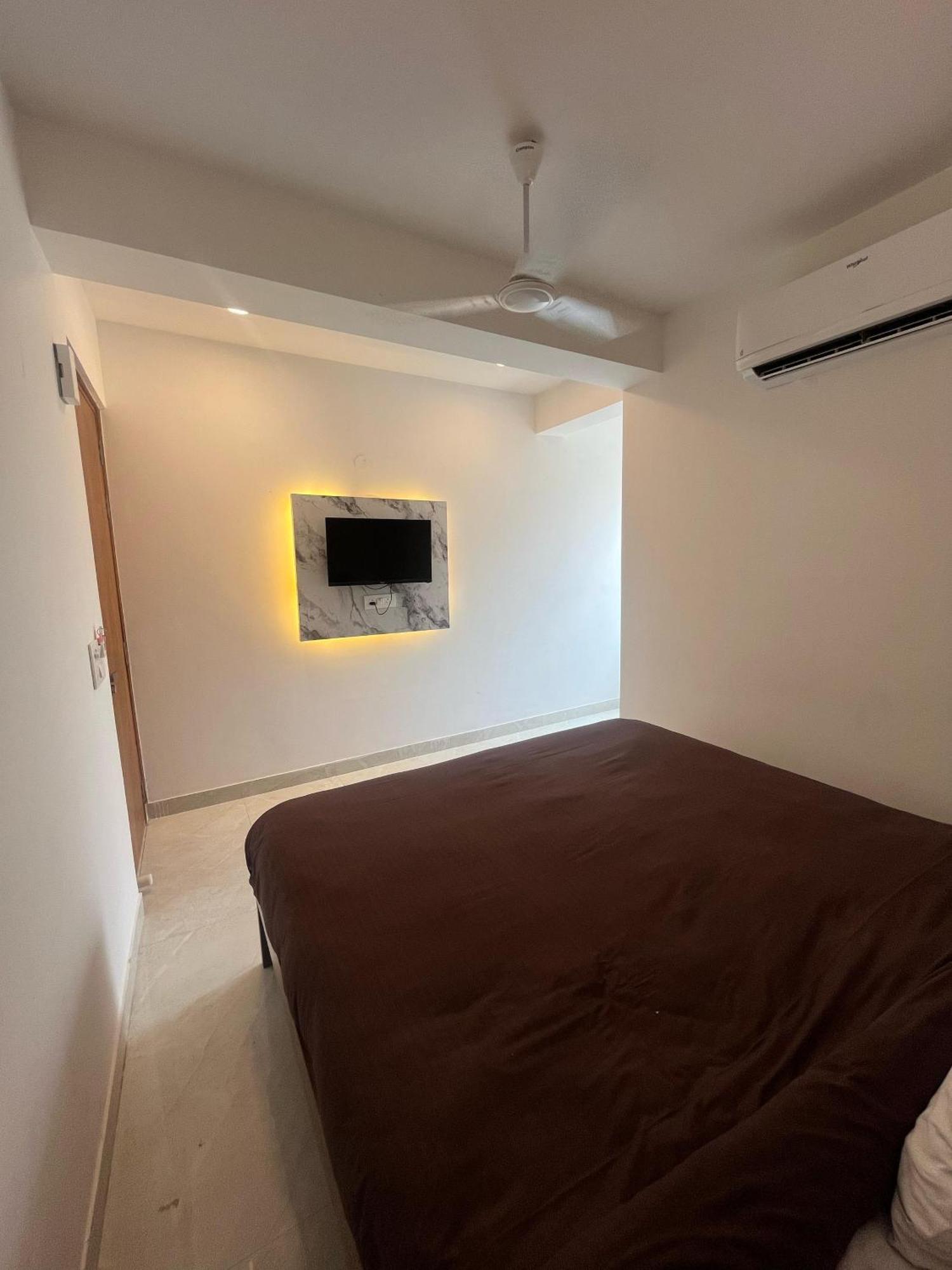 Hotel Lagoon - Malviya Nagar 4*