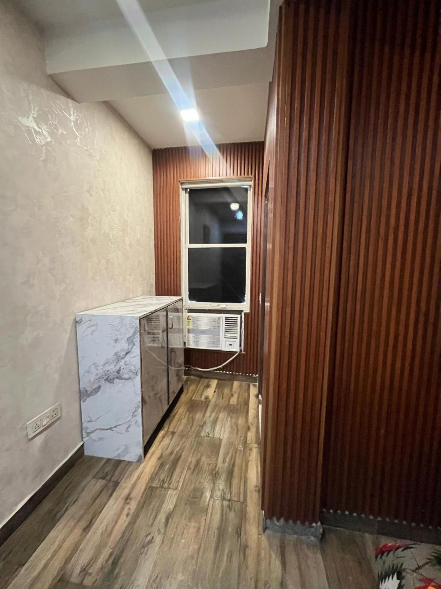 Lagoon - Malviya Nagar Hotel New Delhi